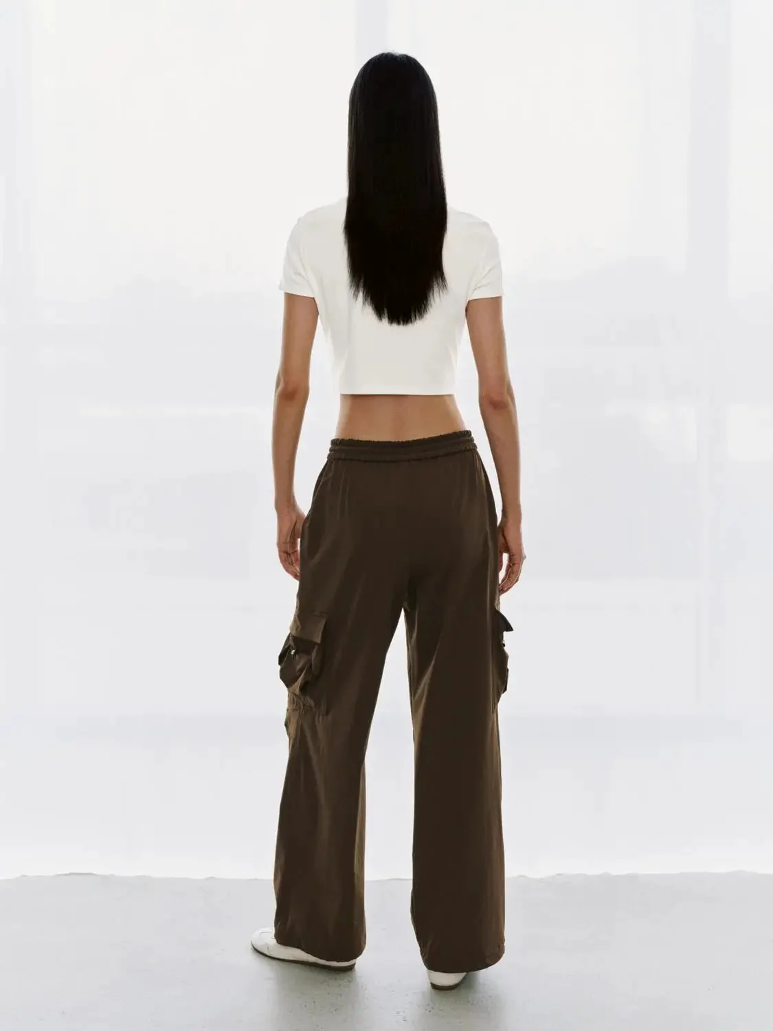 13891-viscose-blend-cropped-crew-neck-skinny-fit-t-shirt-6.webp Viscose Blend Cropped Crew Neck Skinny Fit T Shirt
