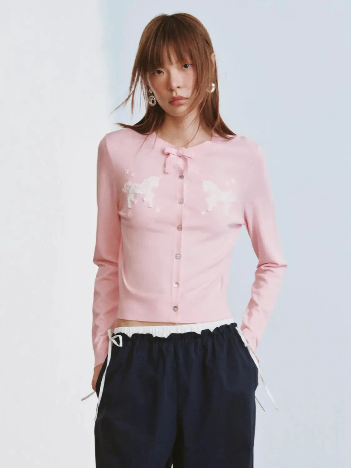 13920-beaded-bow-detail-crew-neck-knitted-cardigans-1.webp Beaded Bow Detail Crew Neck Knitted Cardigans