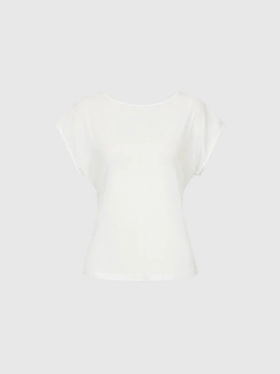 13950-white-lightweight-boat-neck-loose-fit-t-shirts-7.webp White Lightweight Boat Neck Loose-Fit T-Shirts