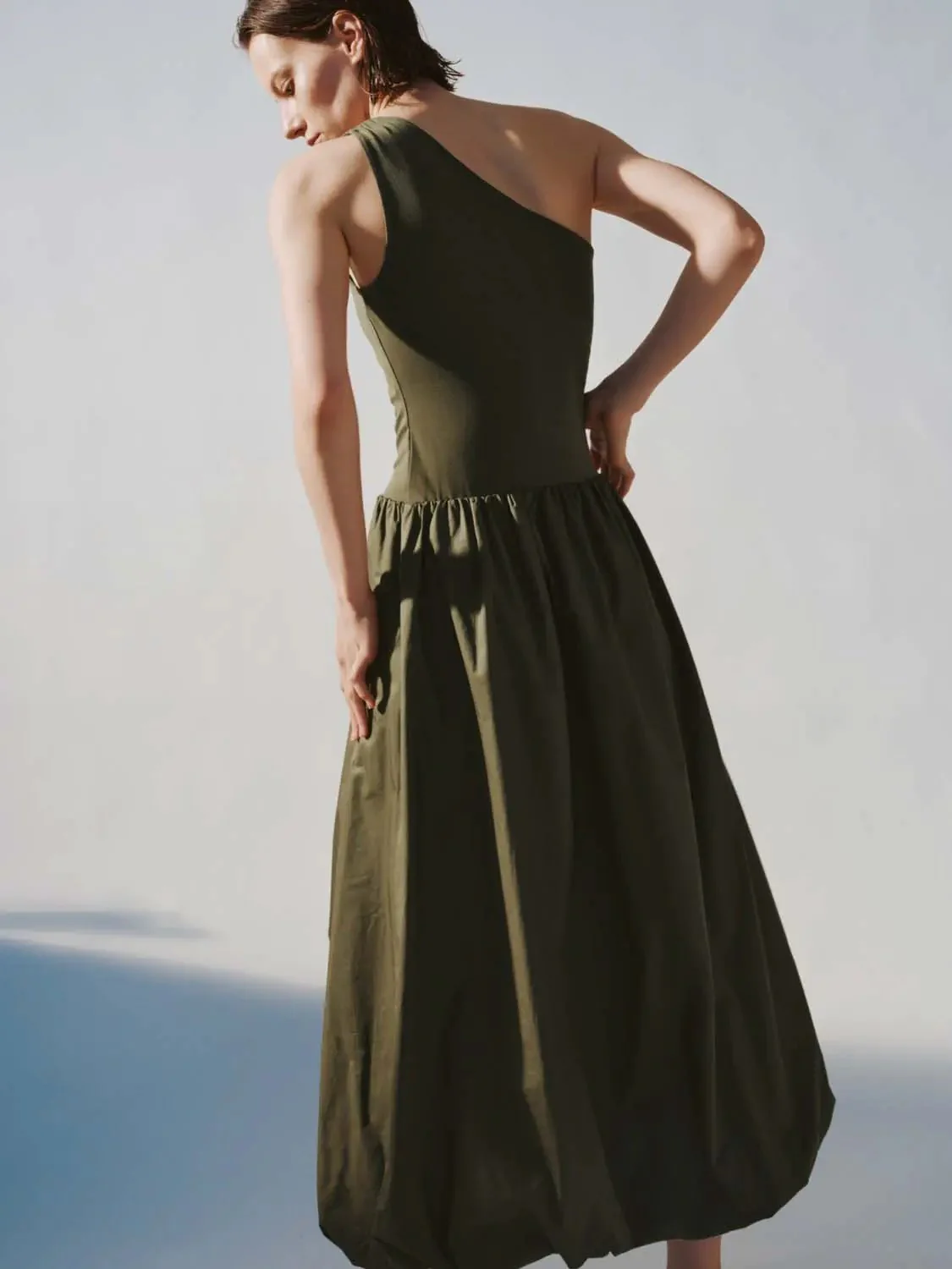Cotton Knit One-Shoulder Shirring Balloon Midi Dresses