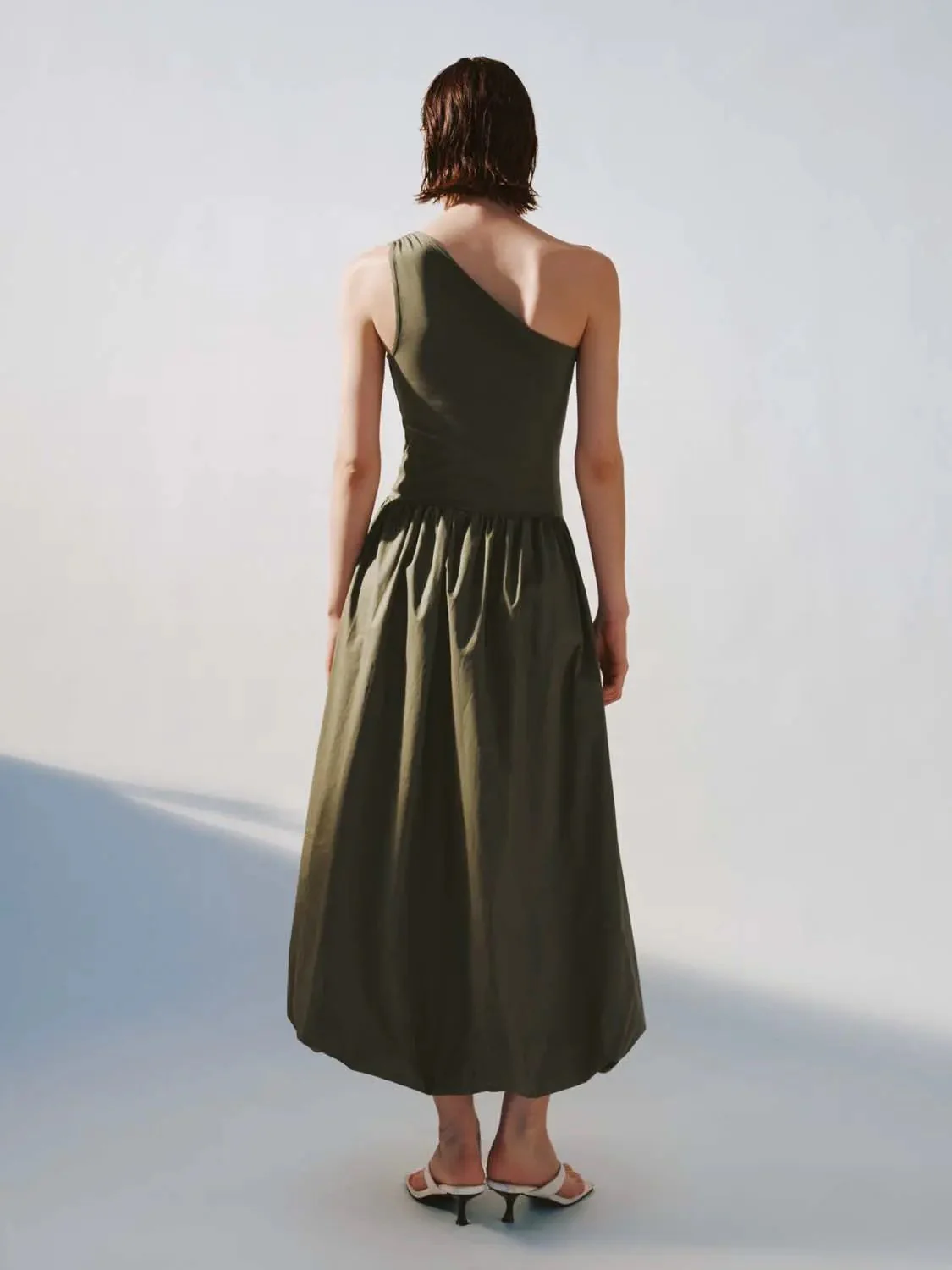 Cotton Knit One-Shoulder Shirring Balloon Midi Dresses