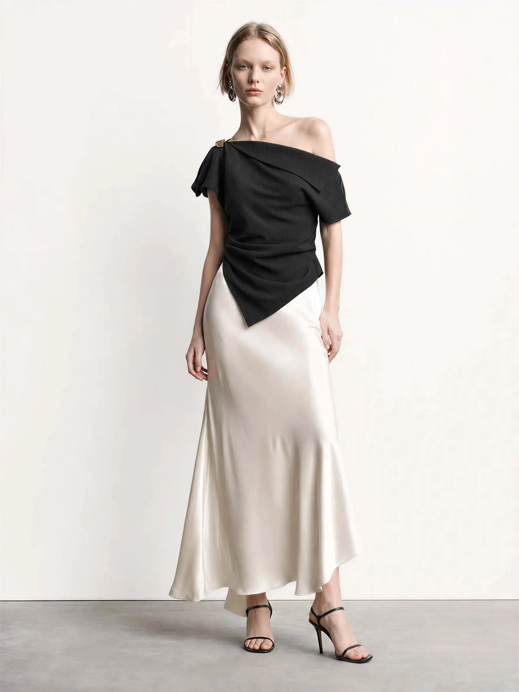 14091-asymmetric-one-shoulder-fitted-overhead-shirt-13.webp Asymmetric One Shoulder Fitted Overhead Shirt