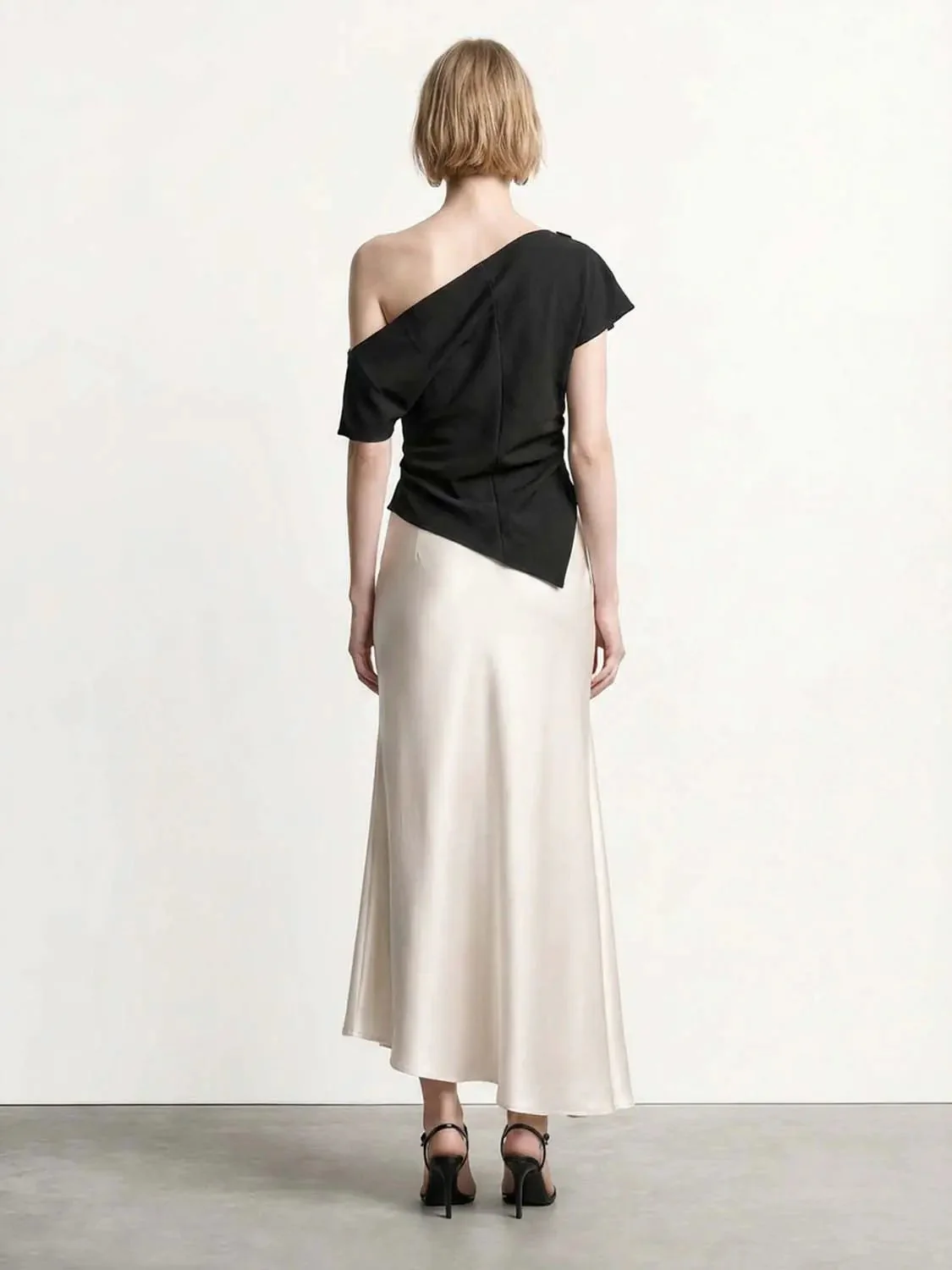14091-asymmetric-one-shoulder-fitted-overhead-shirt-14.webp Asymmetric One Shoulder Fitted Overhead Shirt