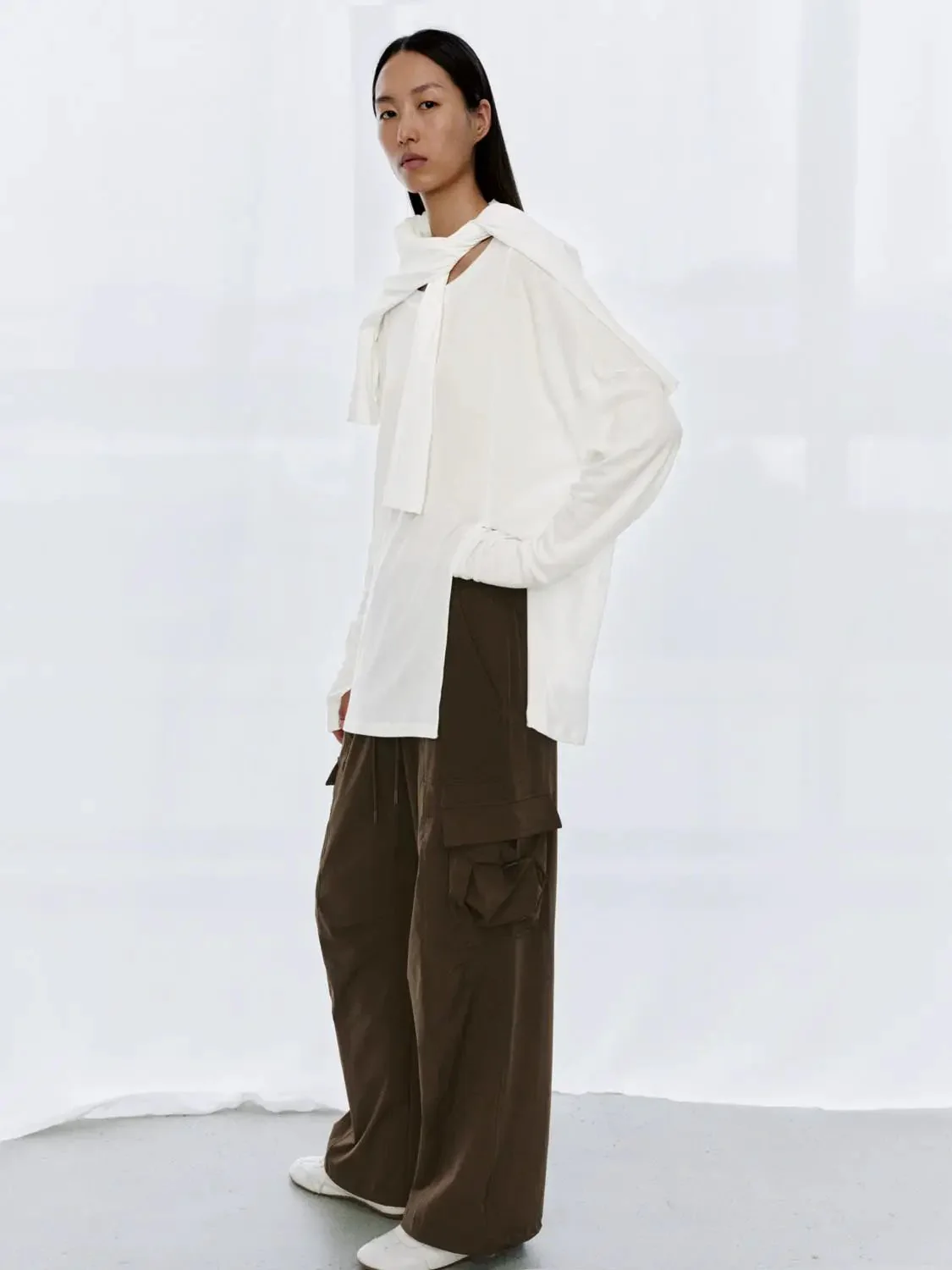 14112-cotton-crew-neck-side-split-long-sleeve-t-shirts-5.webp Cotton Crew Neck Side Split Long Sleeve T Shirts