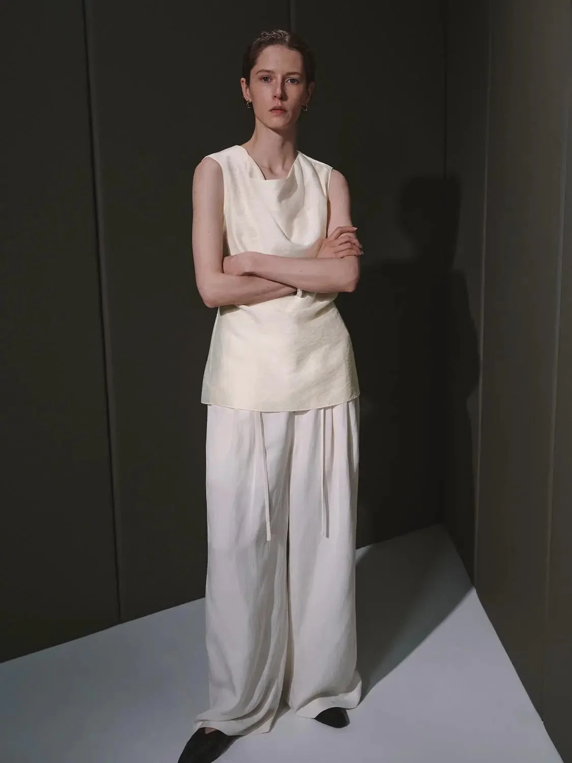 Lyocell Cupro Linen Cowl Neck Sleeveless Top