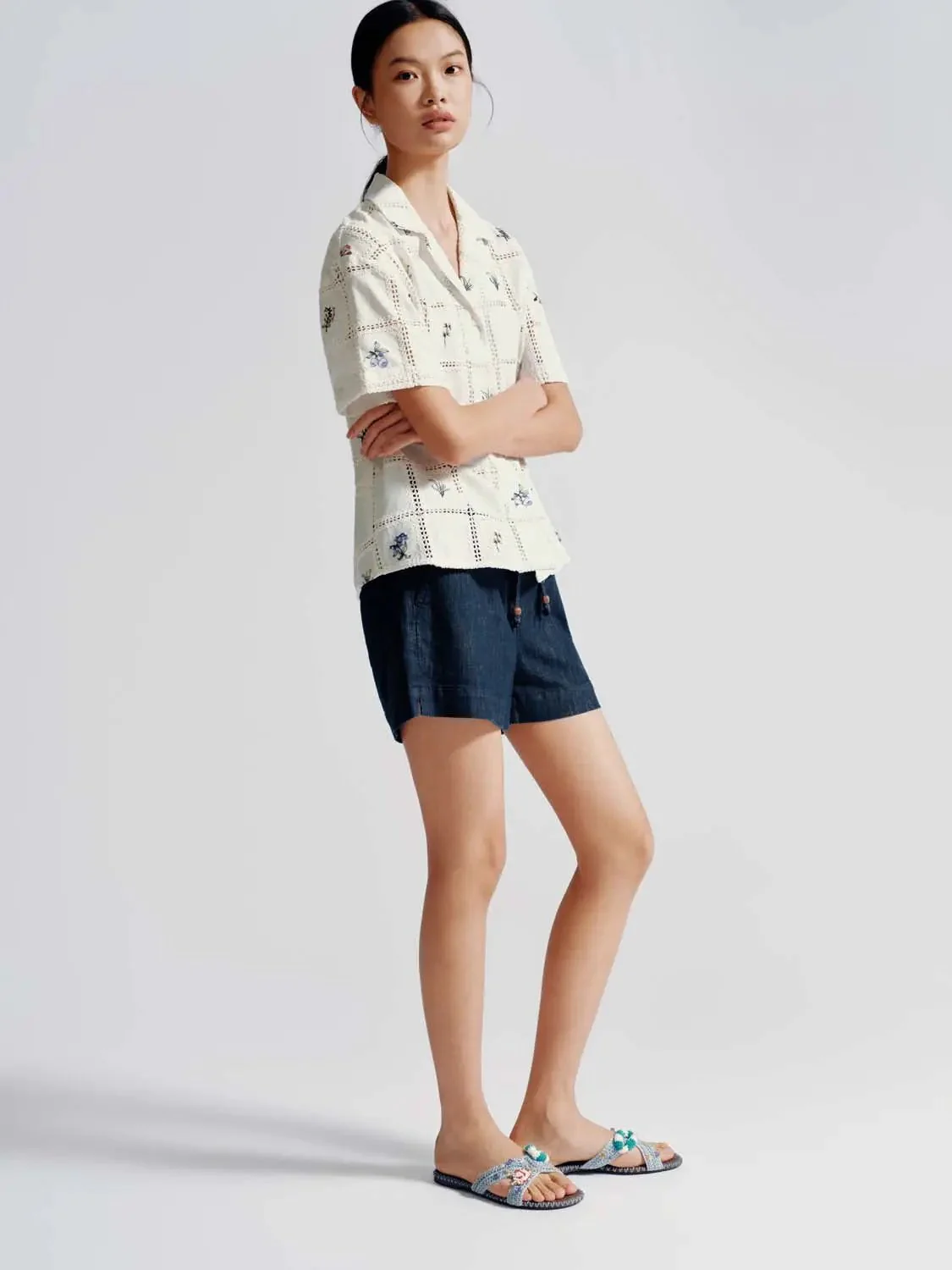 Embroidered Crochet Detail Check Short Sleeve Shirts
