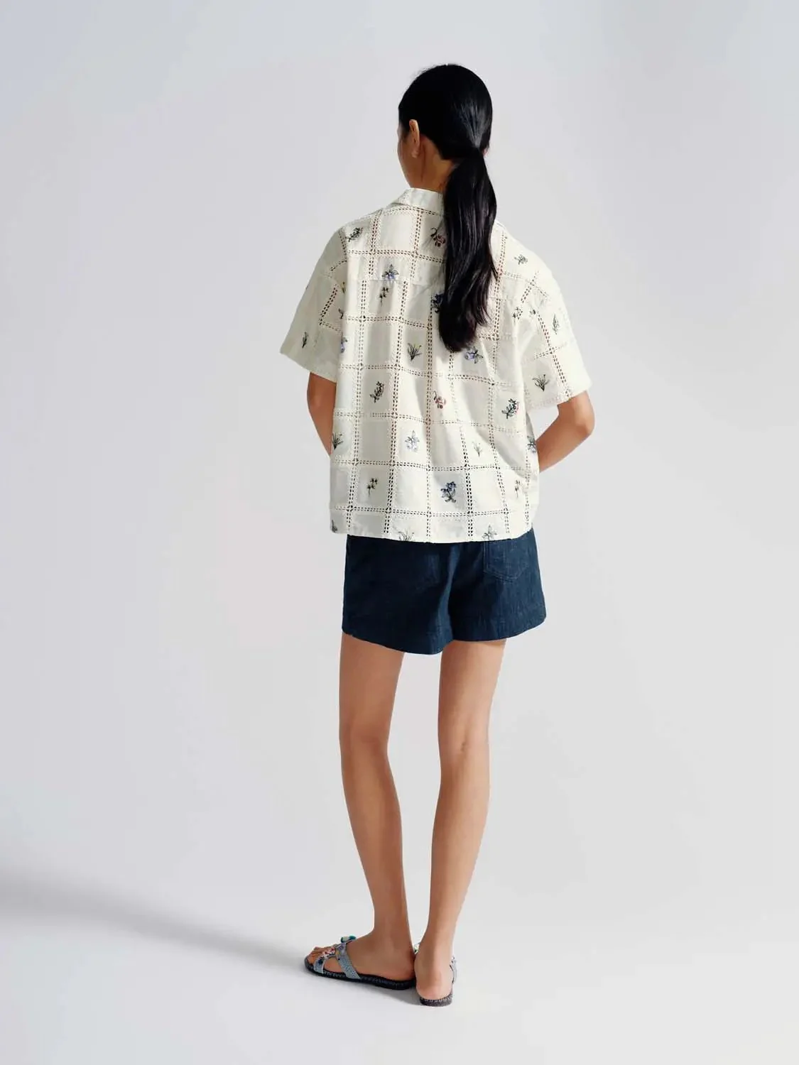 Embroidered Crochet Detail Check Short Sleeve Shirts