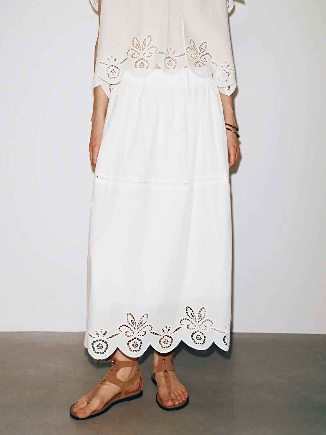 14376-lace-trim-drawstring-pull-on-midi-skirts-1.webp Lace Trim Drawstring Pull On Midi Skirts