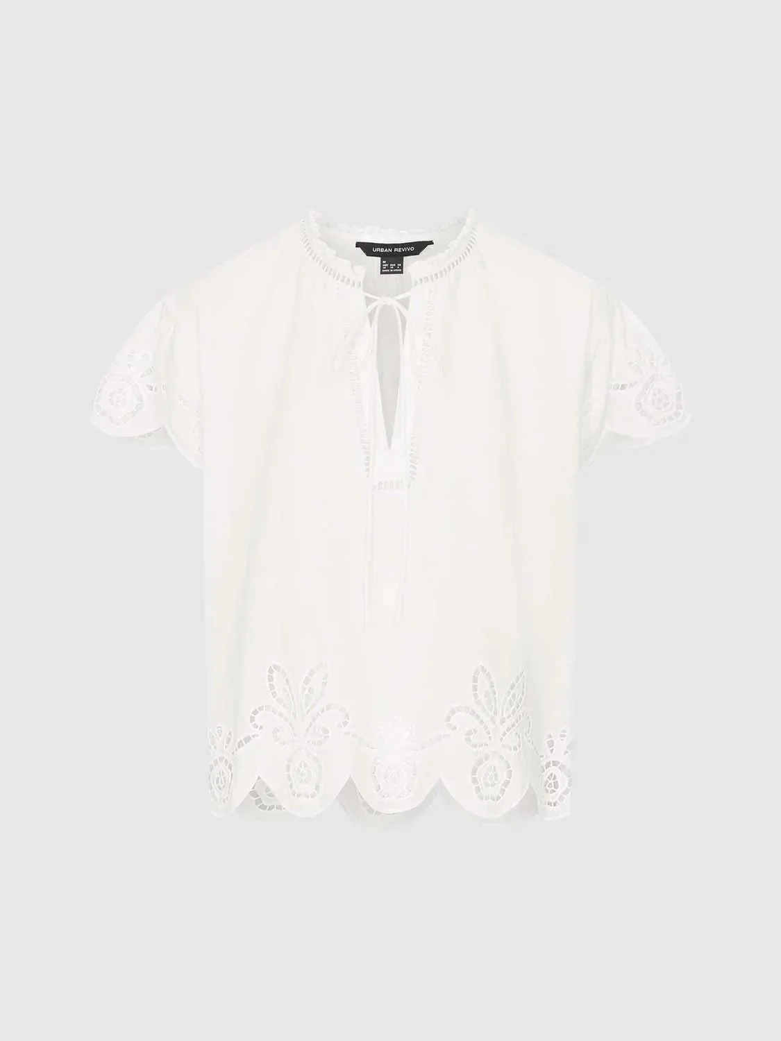 14437-guipure-lace-detail-ruffle-collar-v-neck-short-sleeve-shirts-7.webp Guipure Lace Detail Ruffle Collar V-Neck Short Sleeve Shirts