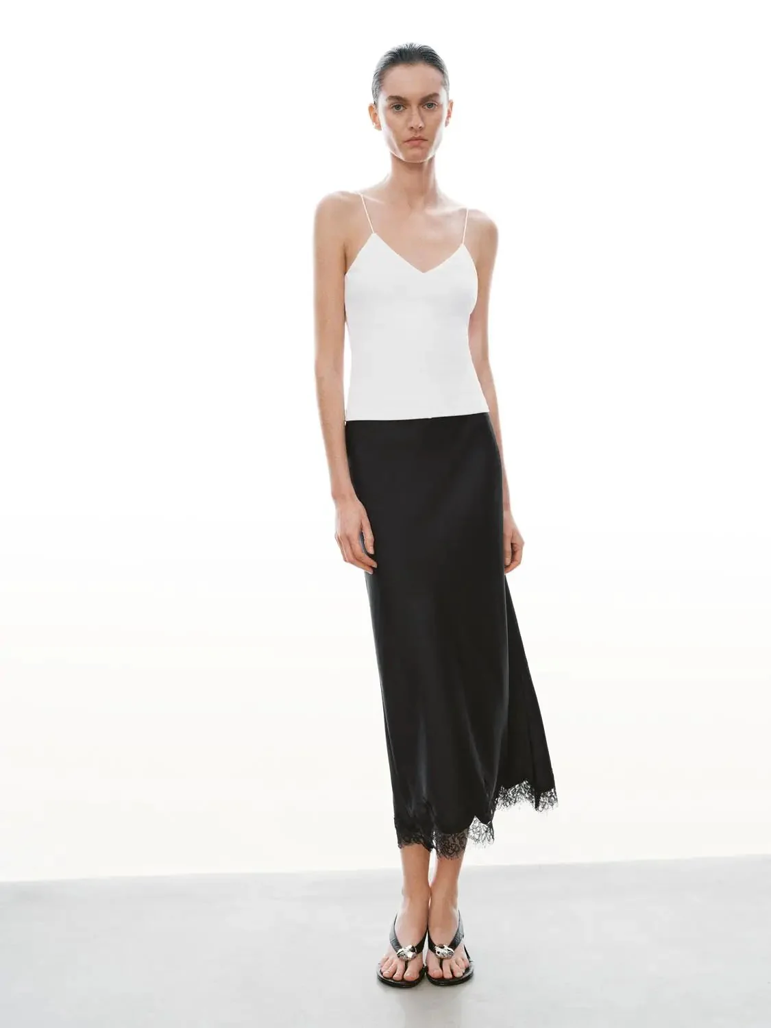 14487-cotton-blend-strappy-slim-fit-everyday-tank-top-12.webp Cotton Blend Strappy Slim Fit Everyday Tank Top