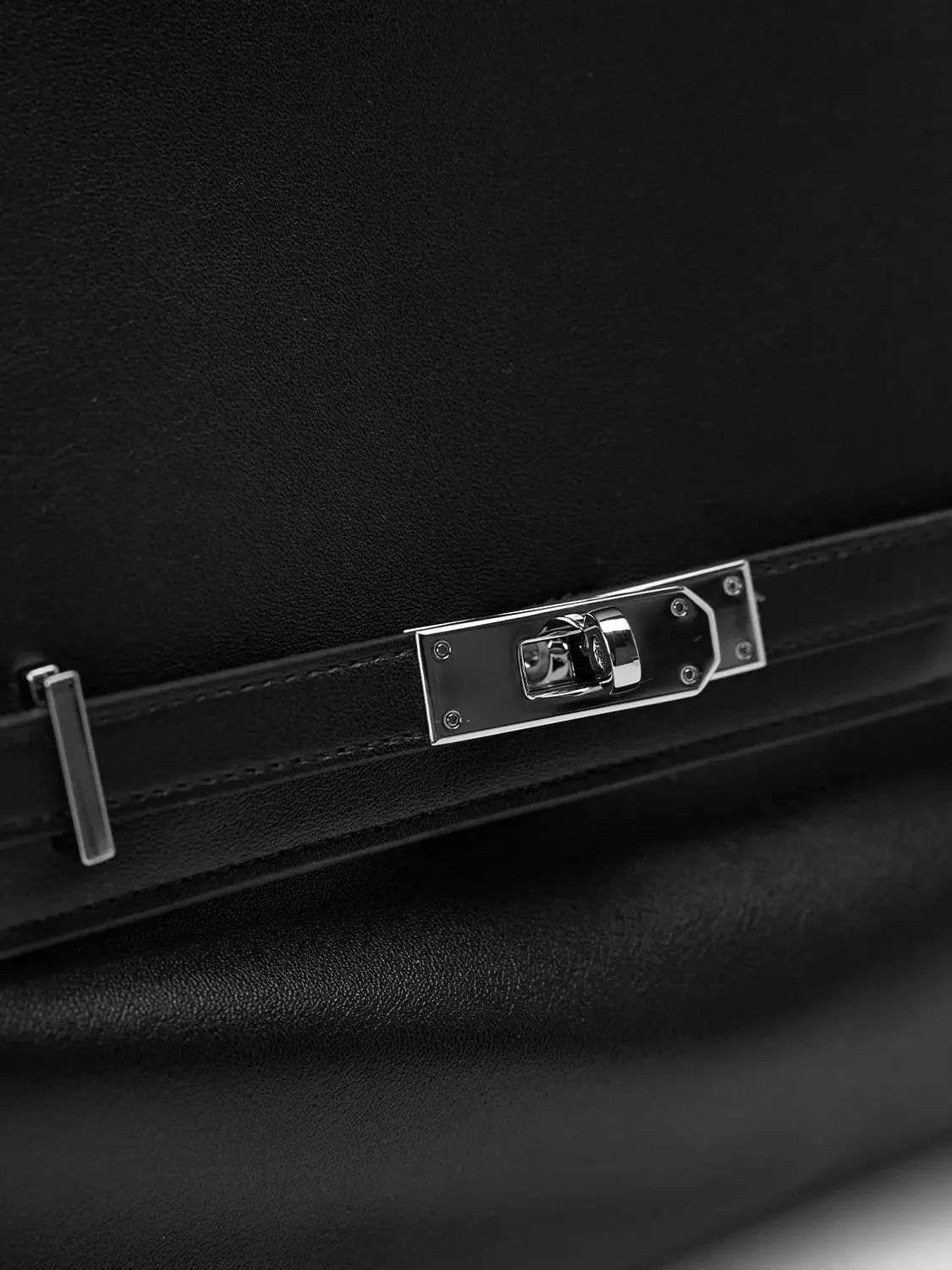 1455-elegant-black-top-handle-satchel-shoulder-bag-4.webp Elegant Black Top Handle Satchel Shoulder Bag