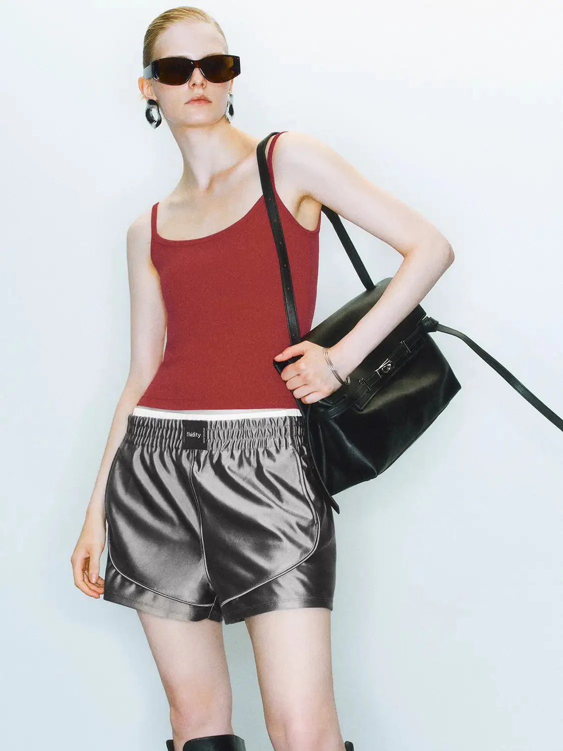 1455-elegant-black-top-handle-satchel-shoulder-bag-8.webp Elegant Black Top Handle Satchel Shoulder Bag