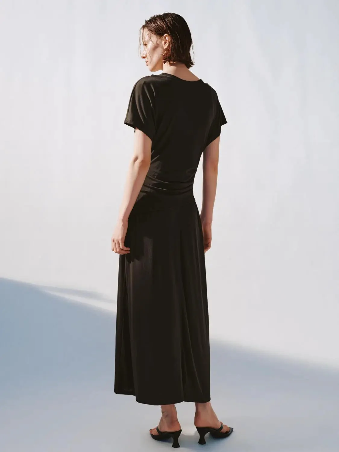 1462-boat-neck-strappy-draped-midi-dresses-14.webp Boat Neck Strappy Draped Midi Dresses