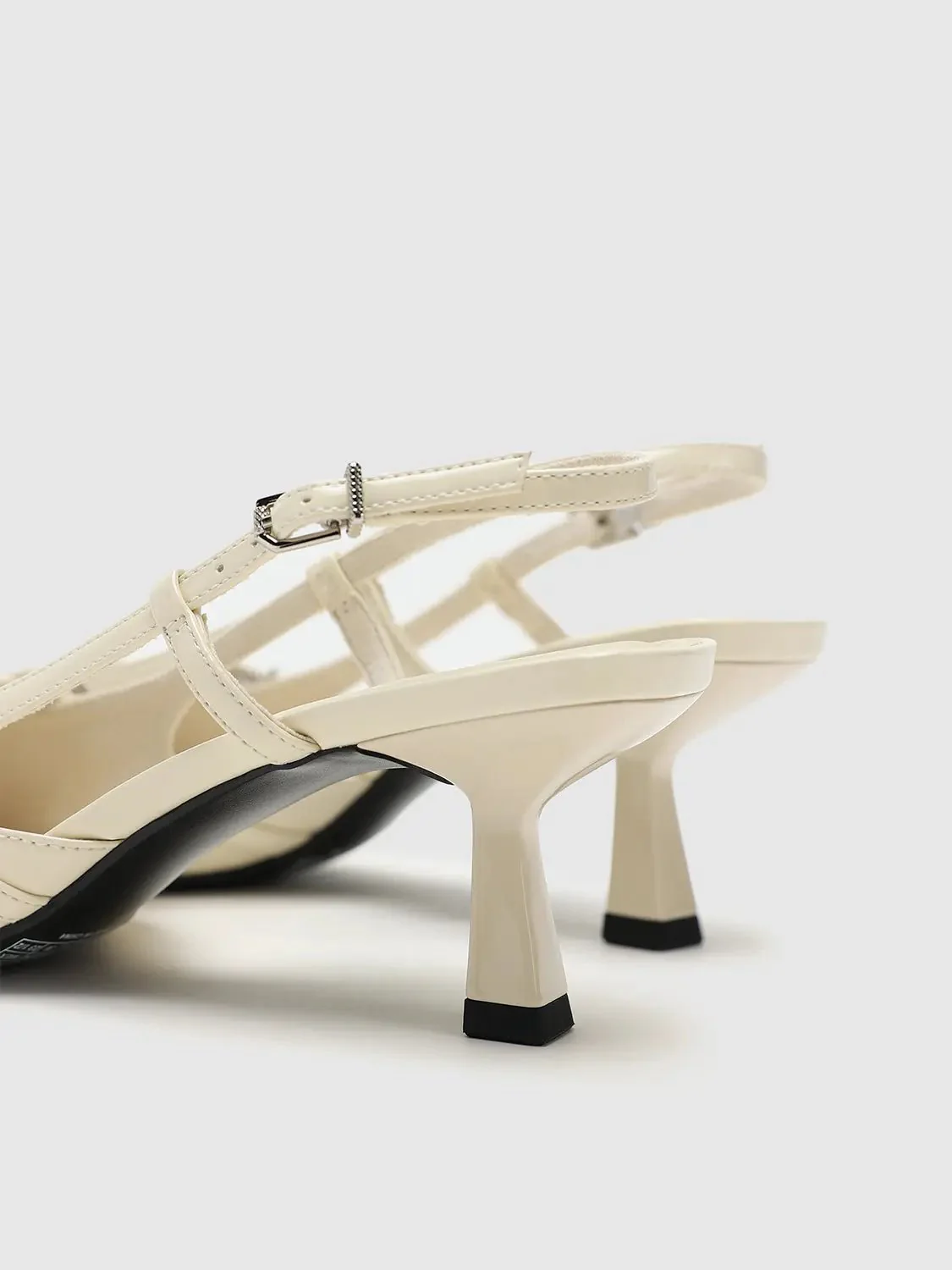 14651-cream-patent-look-elegant-point-toe-mid-heel-slingbacks-5.webp Cream Patent Look Elegant Point Toe Mid Heel Slingbacks