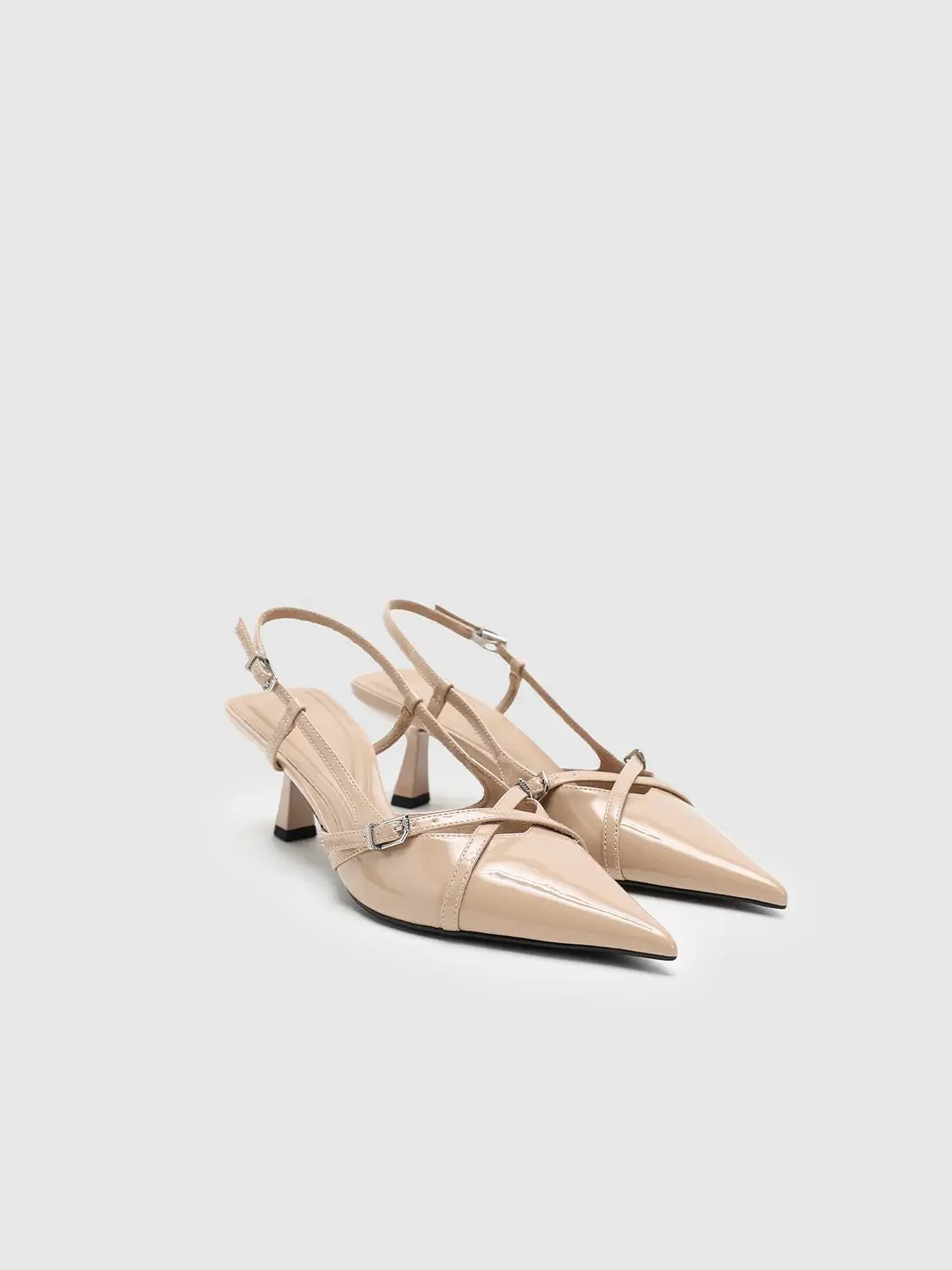 14651-cream-patent-look-elegant-point-toe-mid-heel-slingbacks-7.webp Cream Patent Look Elegant Point Toe Mid Heel Slingbacks
