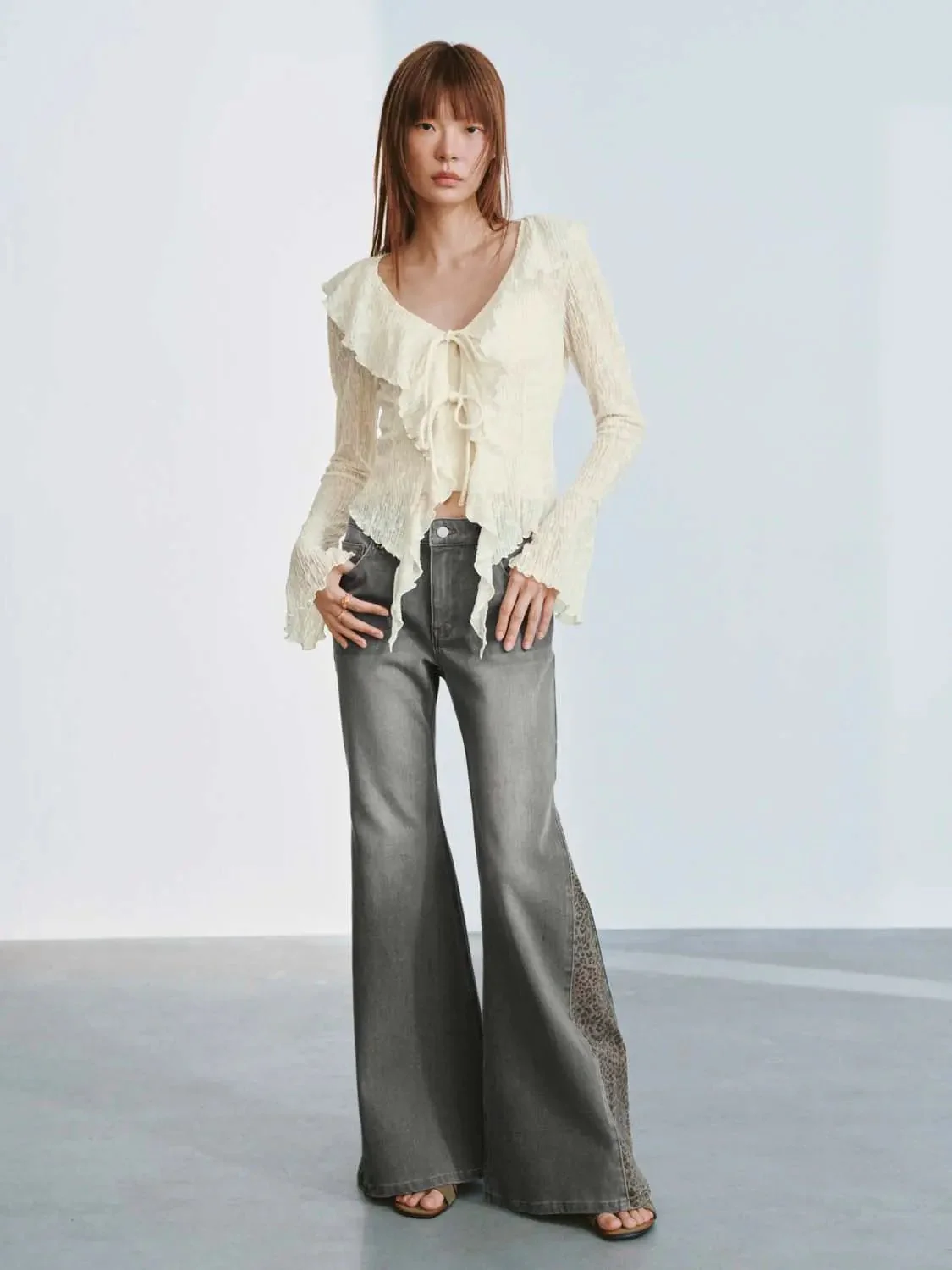 14721-ruffle-collar-lace-up-shirts-4.webp Ruffle Collar Lace-Up Shirts
