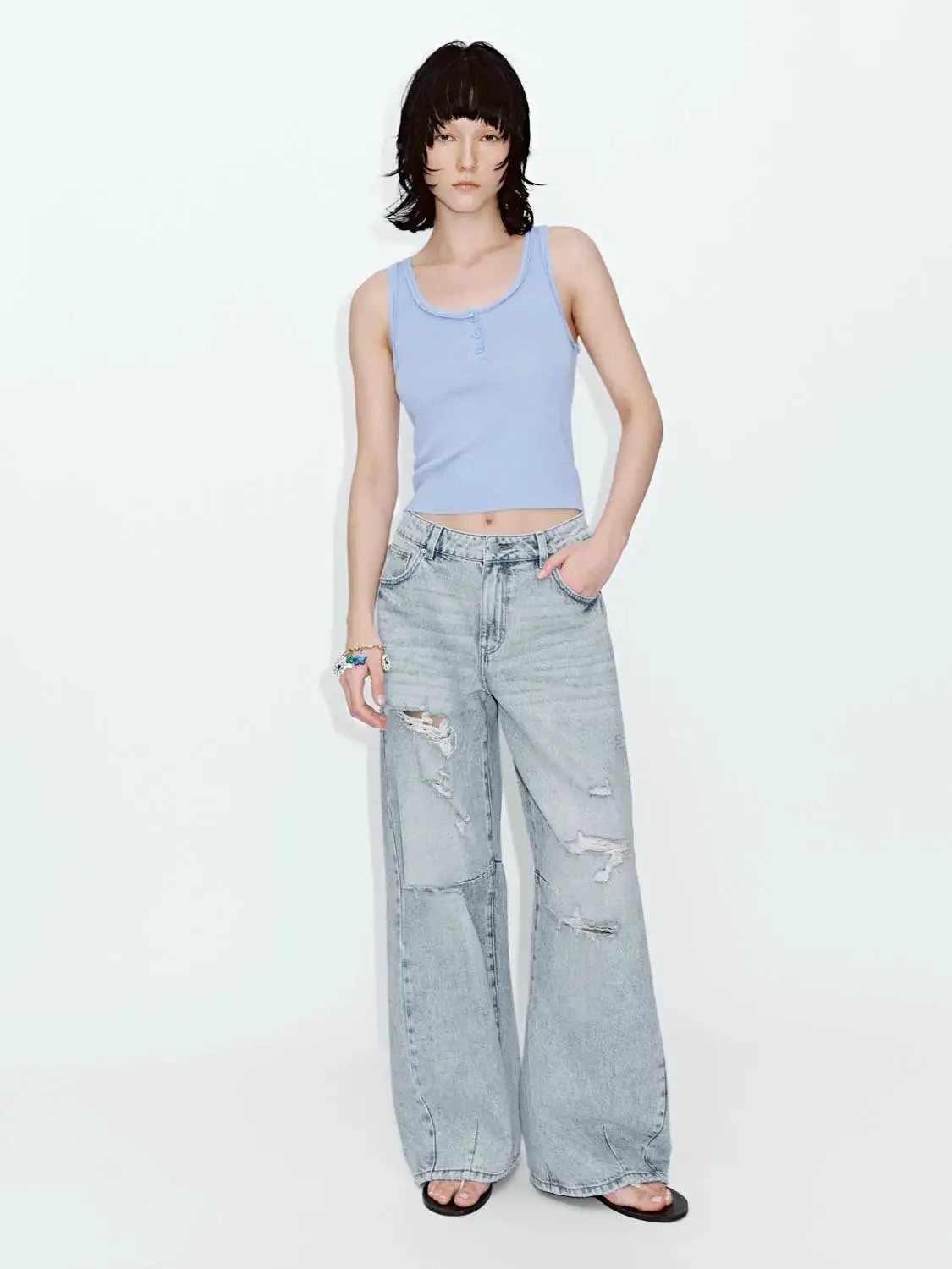 14833-henley-neck-sleeveless-knitted-t-shirts-21.webp Henley Neck Sleeveless Knitted T-Shirts