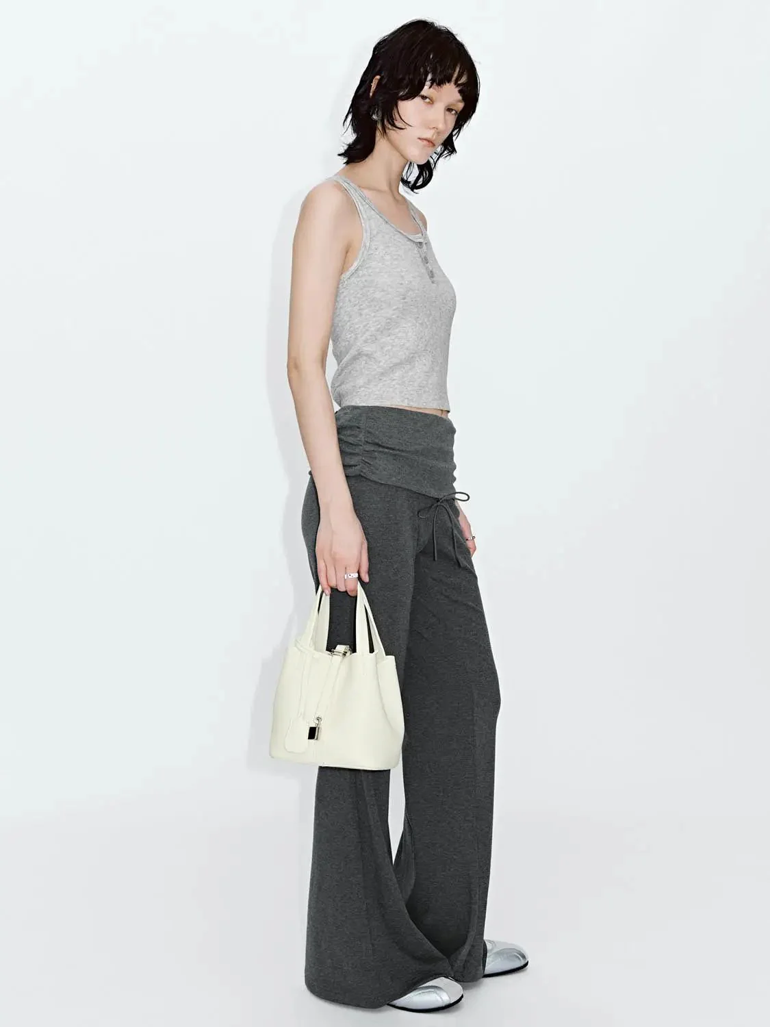 14833-henley-neck-sleeveless-knitted-t-shirts-4.webp Henley Neck Sleeveless Knitted T-Shirts