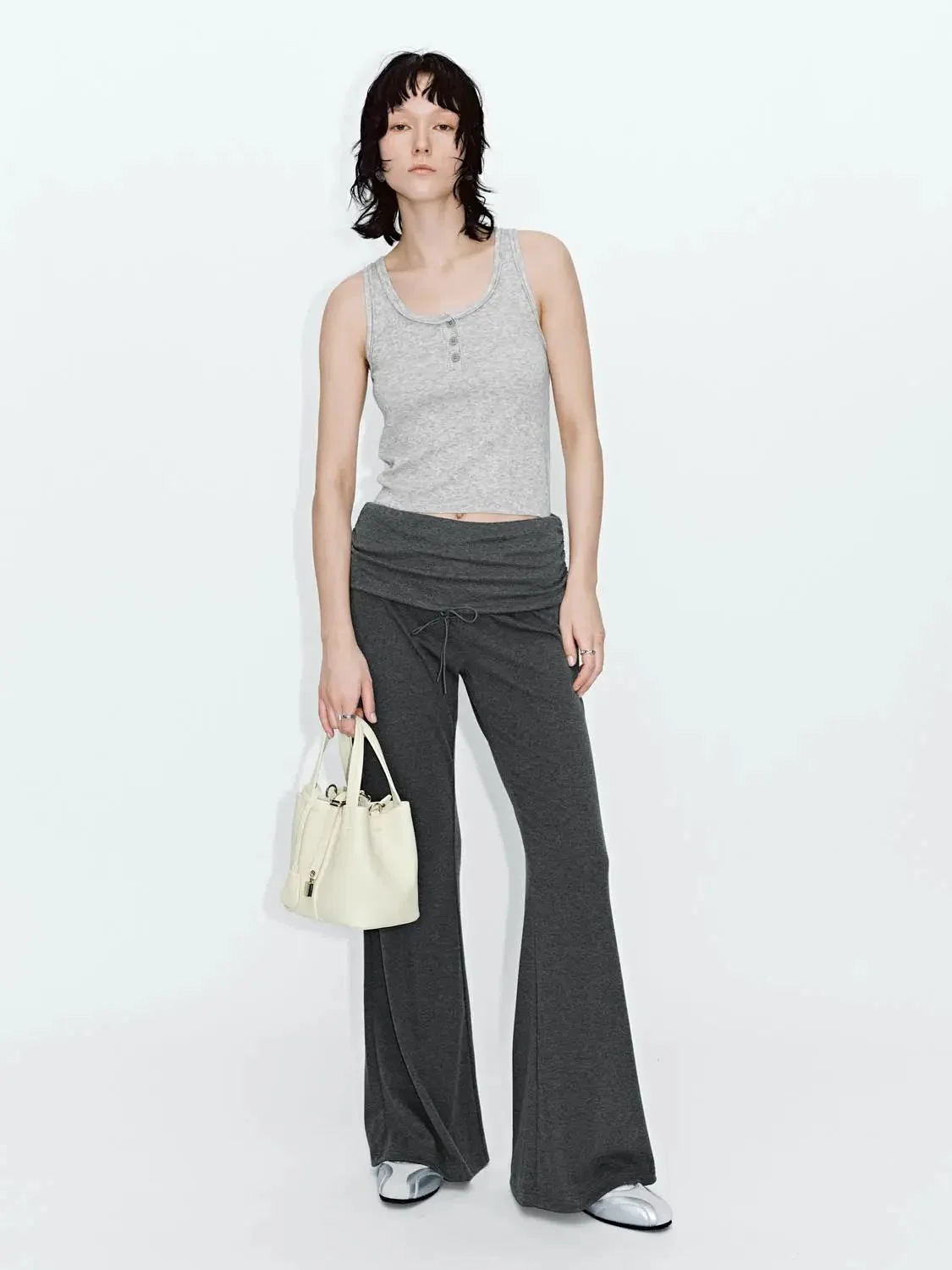 14833-henley-neck-sleeveless-knitted-t-shirts-5.webp Henley Neck Sleeveless Knitted T-Shirts