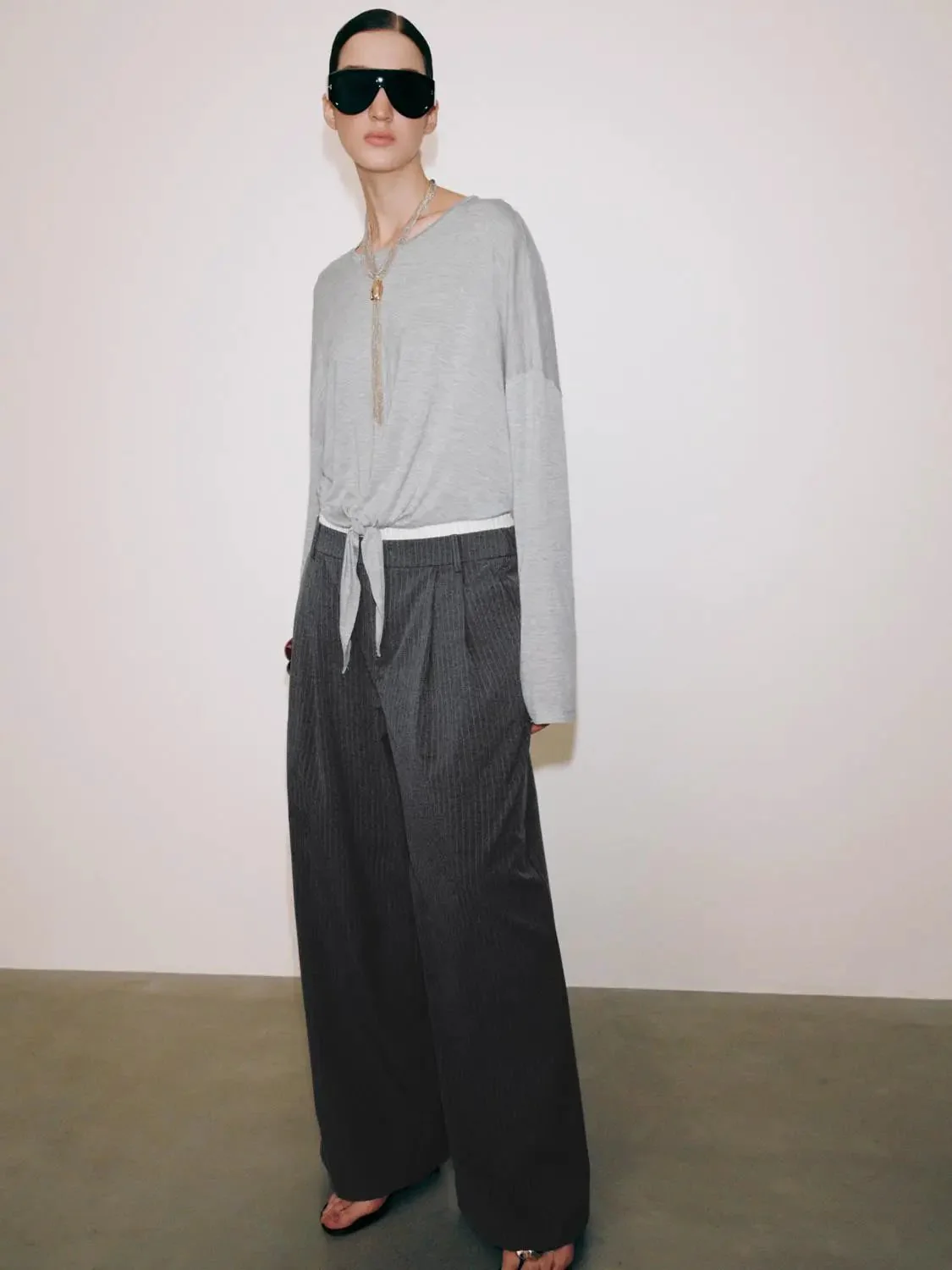 14849-lyocell-front-knot-crew-neck-long-sleeve-t-shirts-13.webp Lyocell Front Knot Crew Neck Long Sleeve T Shirts