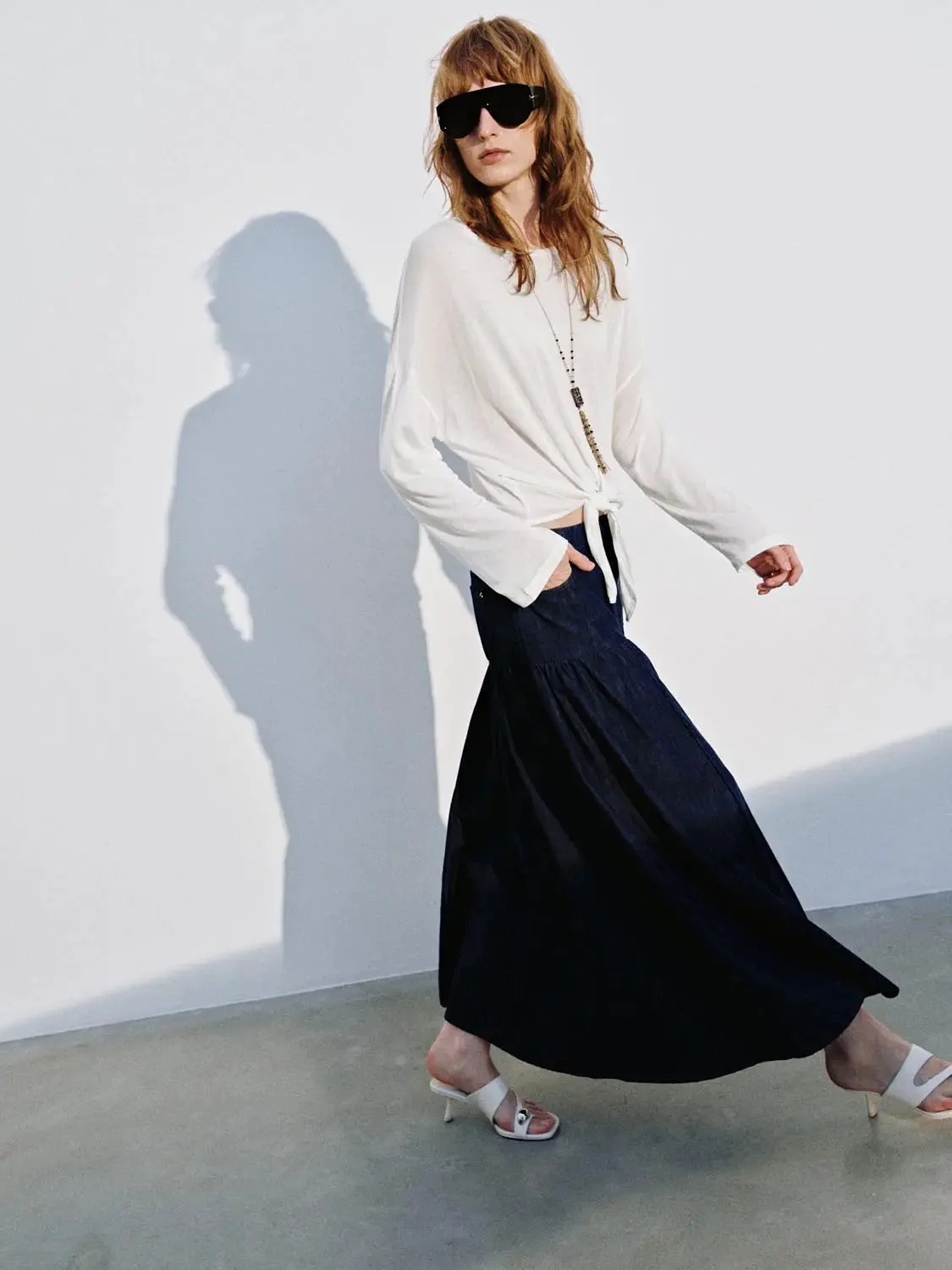 14849-lyocell-front-knot-crew-neck-long-sleeve-t-shirts-2.webp Lyocell Front Knot Crew Neck Long Sleeve T Shirts