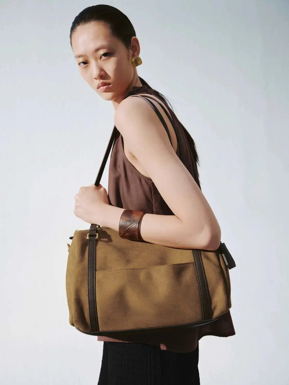 14858-frill-collar-tie-detail-sleeveless-overhead-shirts-2.webp Frill Collar Tie Detail Sleeveless Overhead Shirts