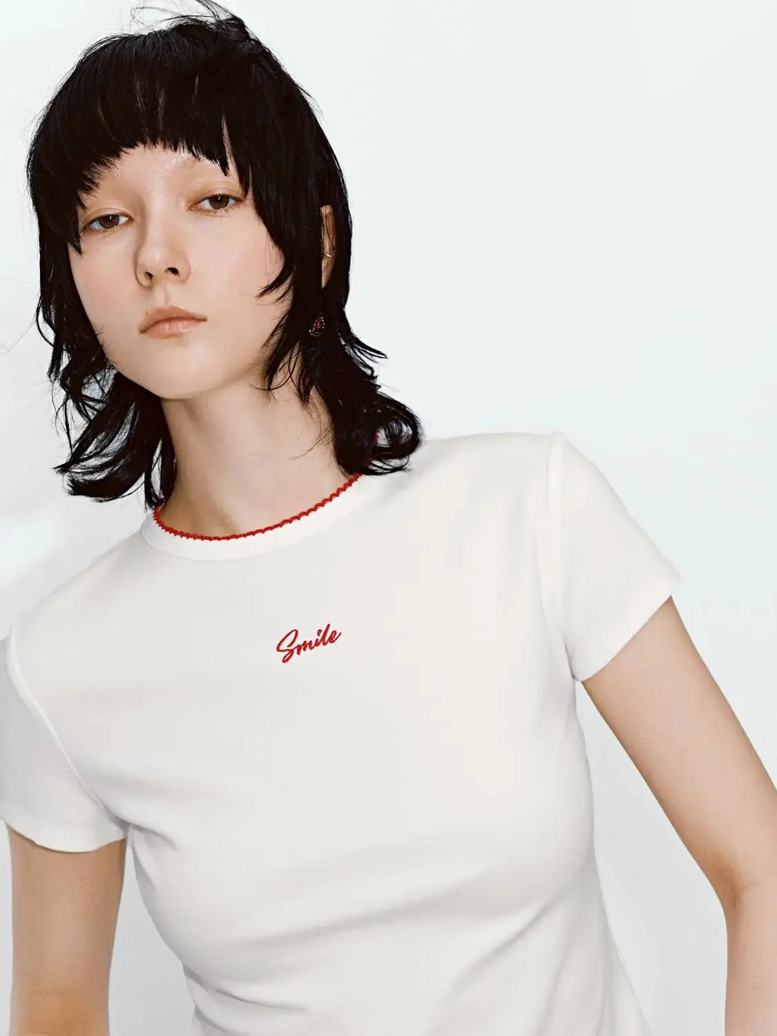 14999-cotton-lyocell-contrast-trim-embroidered-skinny-t-shirts-3.webp Cotton Lyocell Contrast Trim Embroidered Skinny T-Shirts