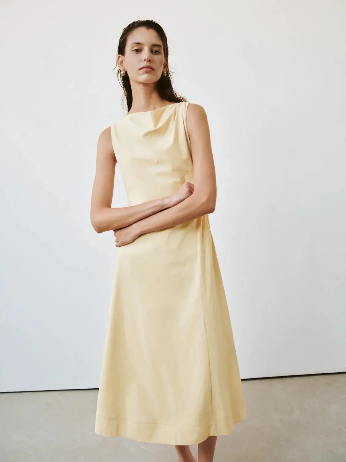 150-cowl-neck-sleeveless-linen-a-line-midi-dresses-2.webp Cowl Neck Sleeveless Linen A-Line Midi Dresses