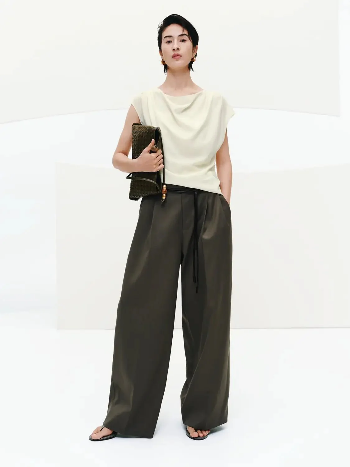 15065-cowl-neck-sleeveless-overhead-shirt-5.webp Cowl Neck Sleeveless Overhead Shirt