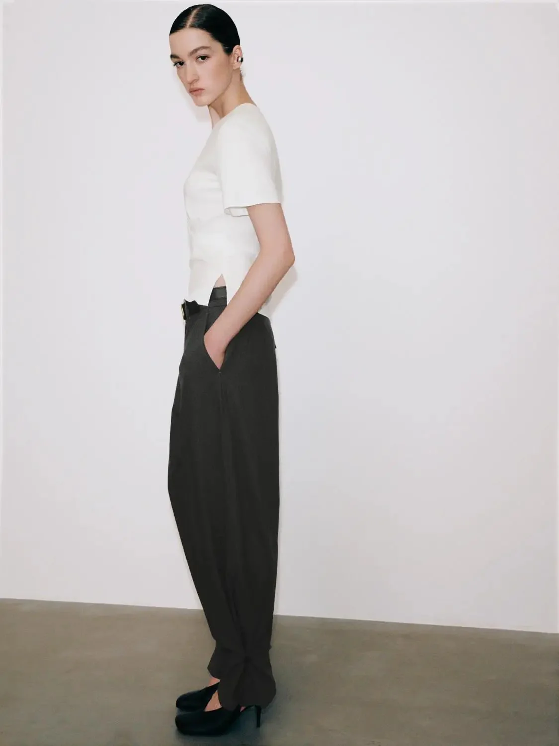 15071-crisp-cotton-tie-waist-crew-neck-t-shirts-5.webp Crisp Cotton Tie Waist Crew Neck T Shirts