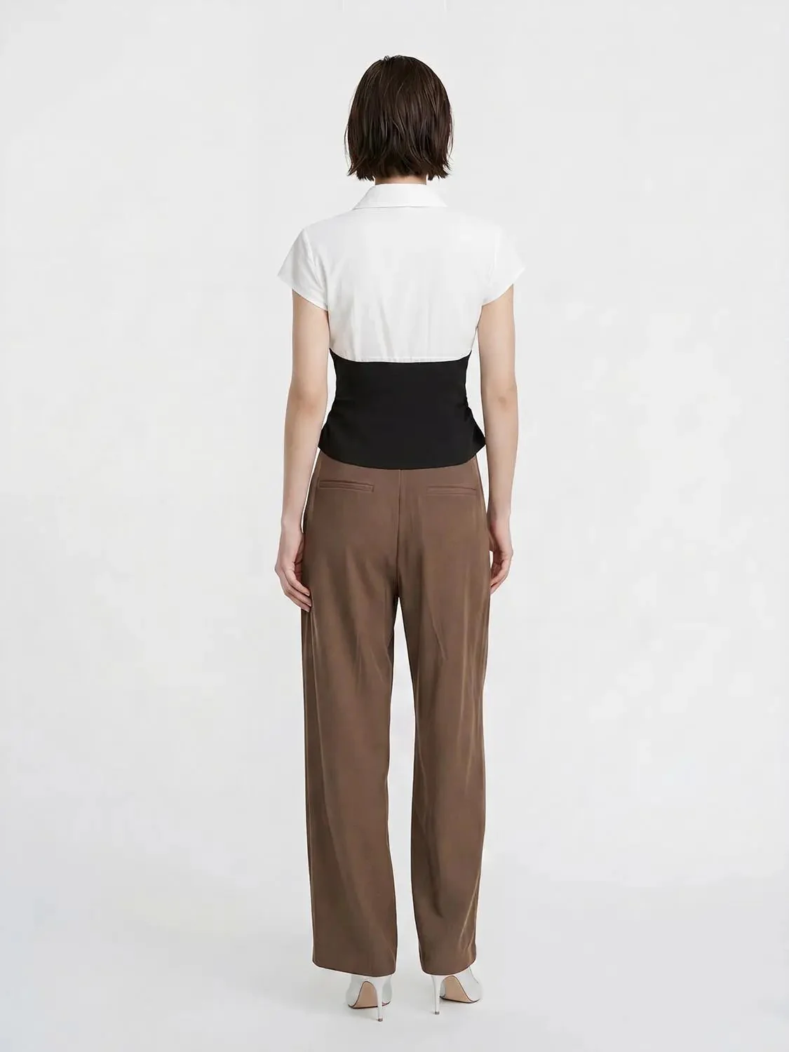 1508-cotton-blend-color-blocked-v-neck-with-contrast-seams-shirts-5.webp Cotton Blend Color-Blocked V-Neck With Contrast Seams Shirts