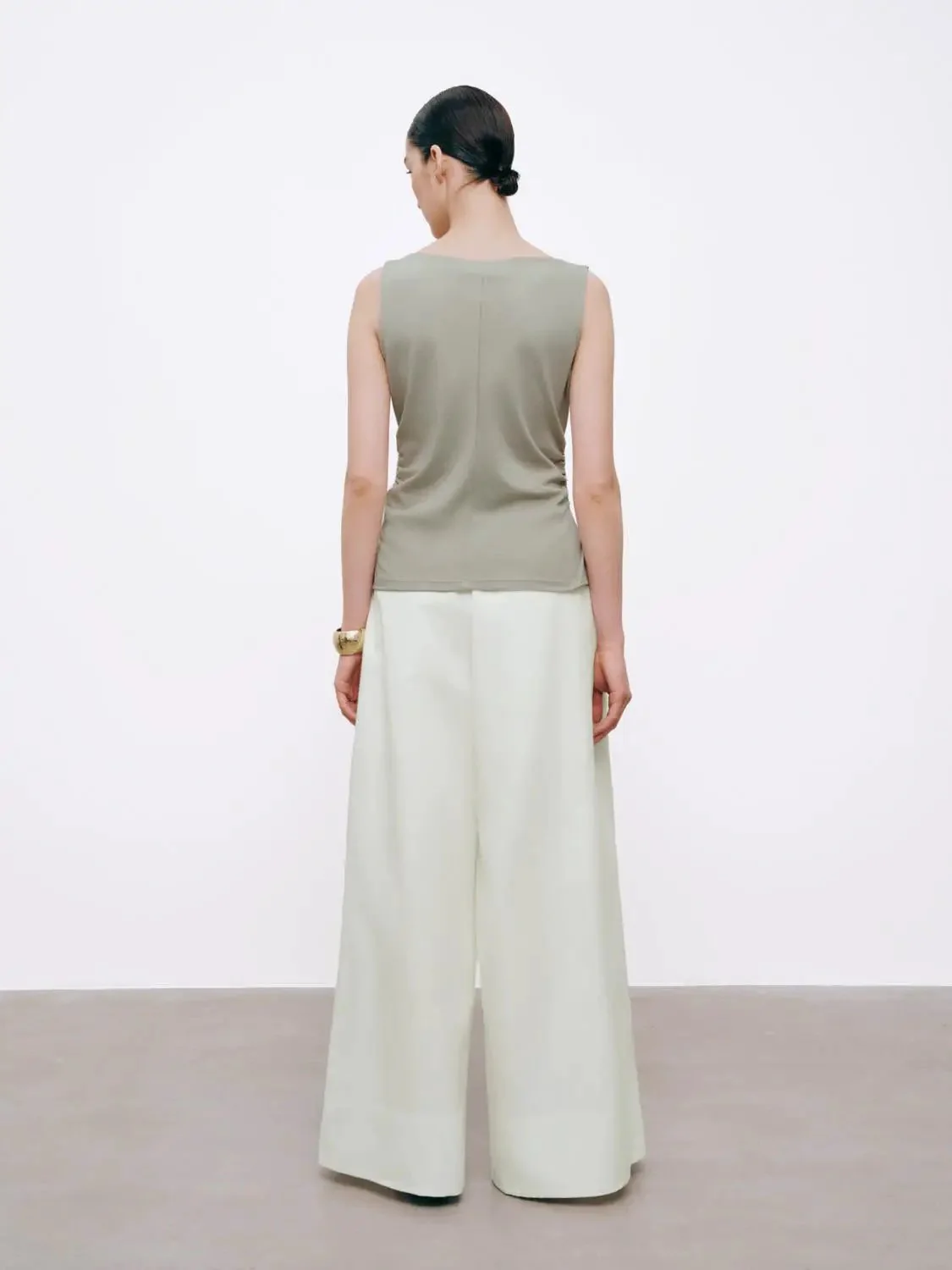 15114-linen-blend-drawstring-pull-on-wide-leg-pants-4.webp Linen Blend Drawstring Pull On Wide Leg Pants