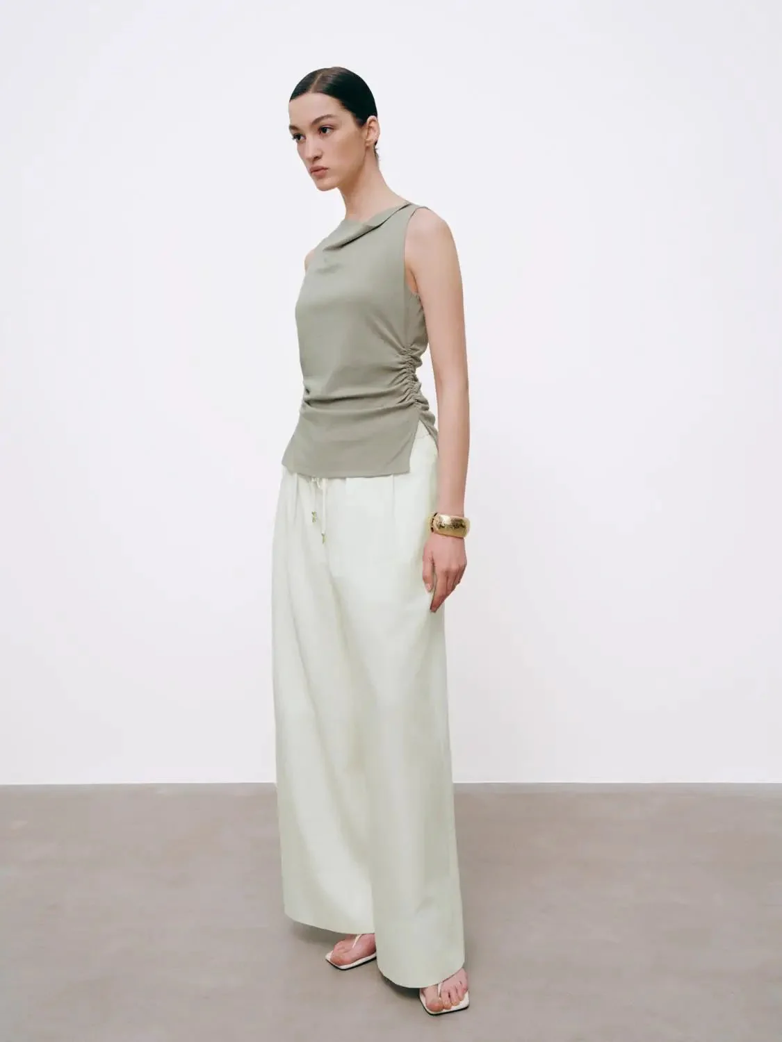 15114-linen-blend-drawstring-pull-on-wide-leg-pants-7.webp Linen Blend Drawstring Pull On Wide Leg Pants