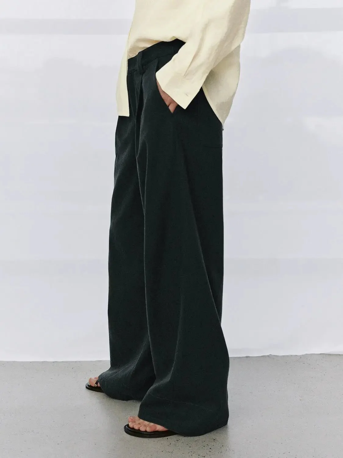 15120-pleated-wide-leg-pants-11.webp Pleated Wide Leg Pants