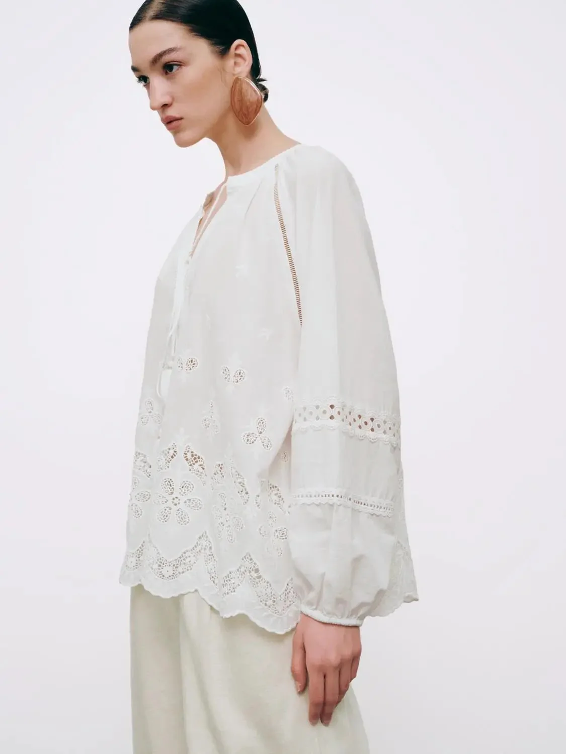V-Neck Guipure Lace Overhead Shirts