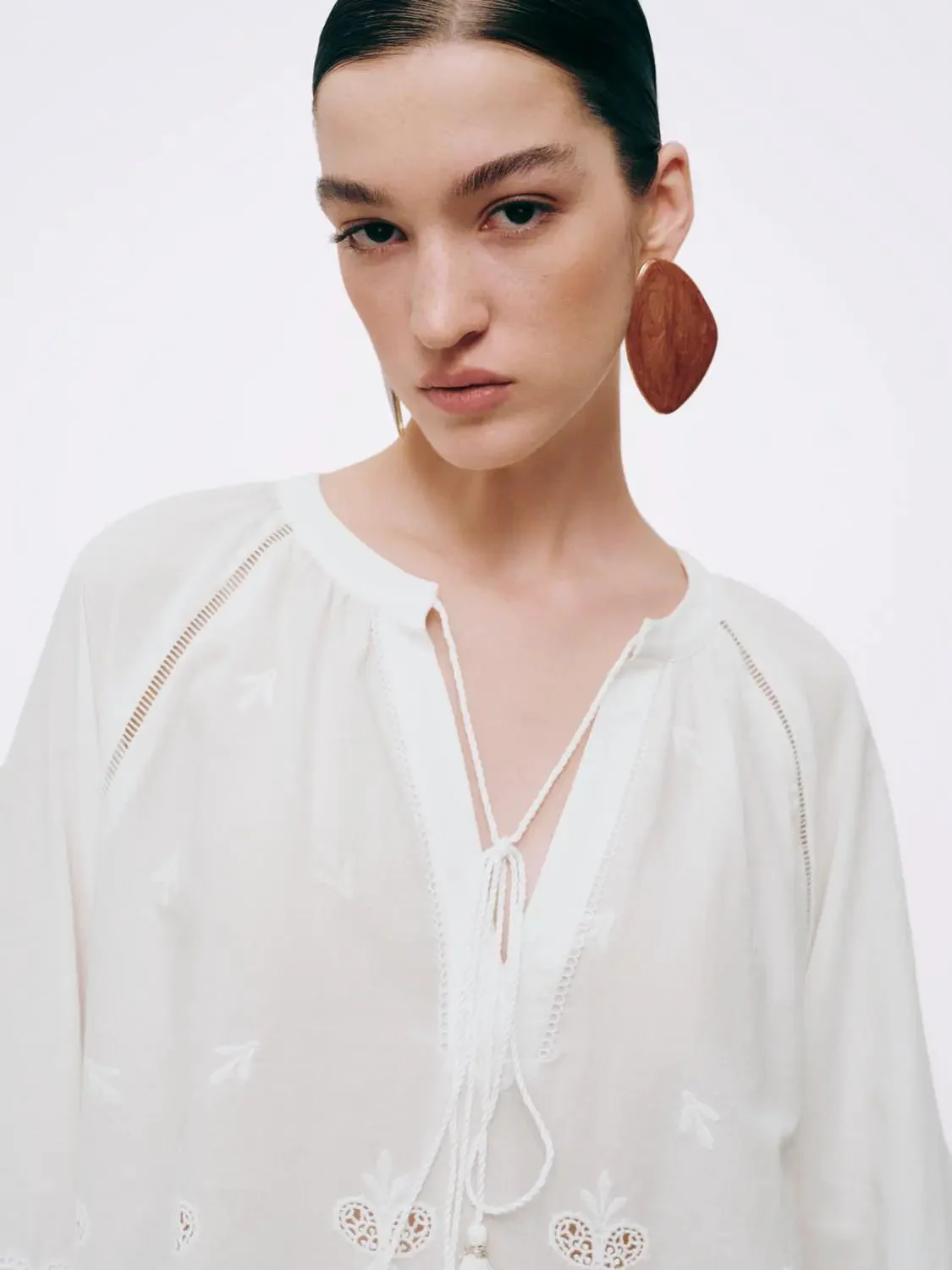 V-Neck Guipure Lace Overhead Shirts