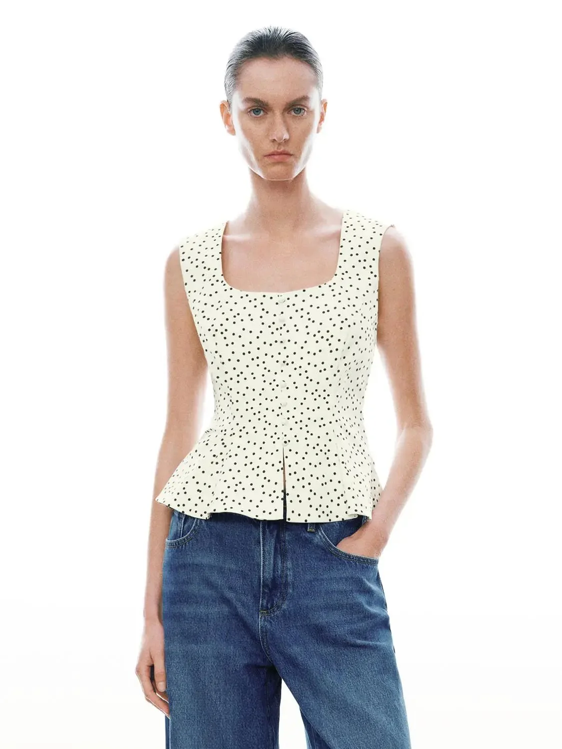 15150-square-neck-sleeveless-overhead-shirts-1.webp Square Neck Sleeveless Overhead Shirts