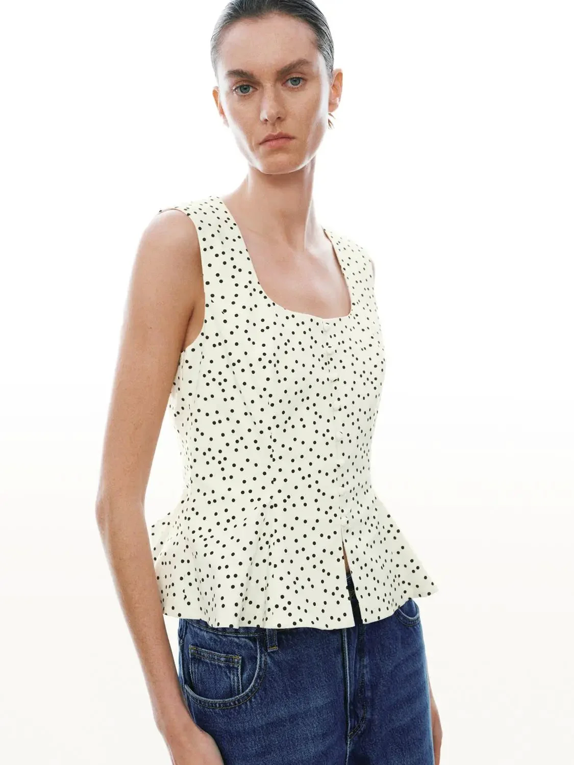 15150-square-neck-sleeveless-overhead-shirts-2.webp Square Neck Sleeveless Overhead Shirts