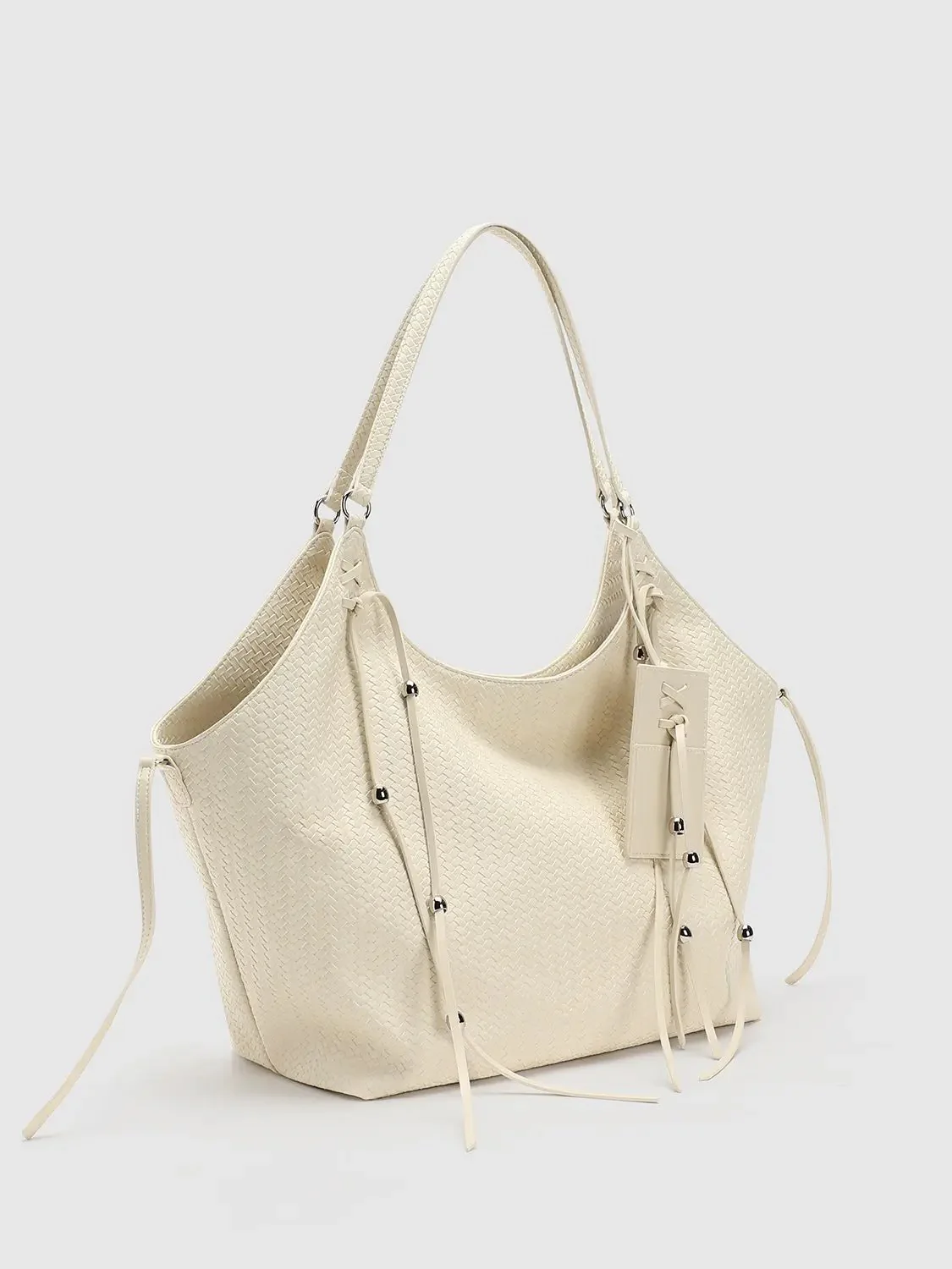 15176-oversize-faux-leather-woven-shoulder-bags-10.webp Oversize Faux Leather Woven Shoulder Bags
