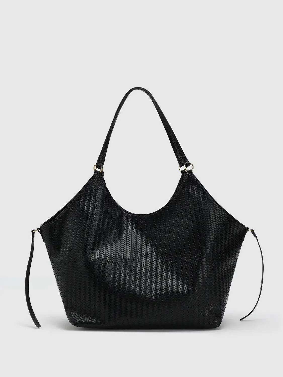 15176-oversize-faux-leather-woven-shoulder-bags-2.webp Oversize Faux Leather Woven Shoulder Bags