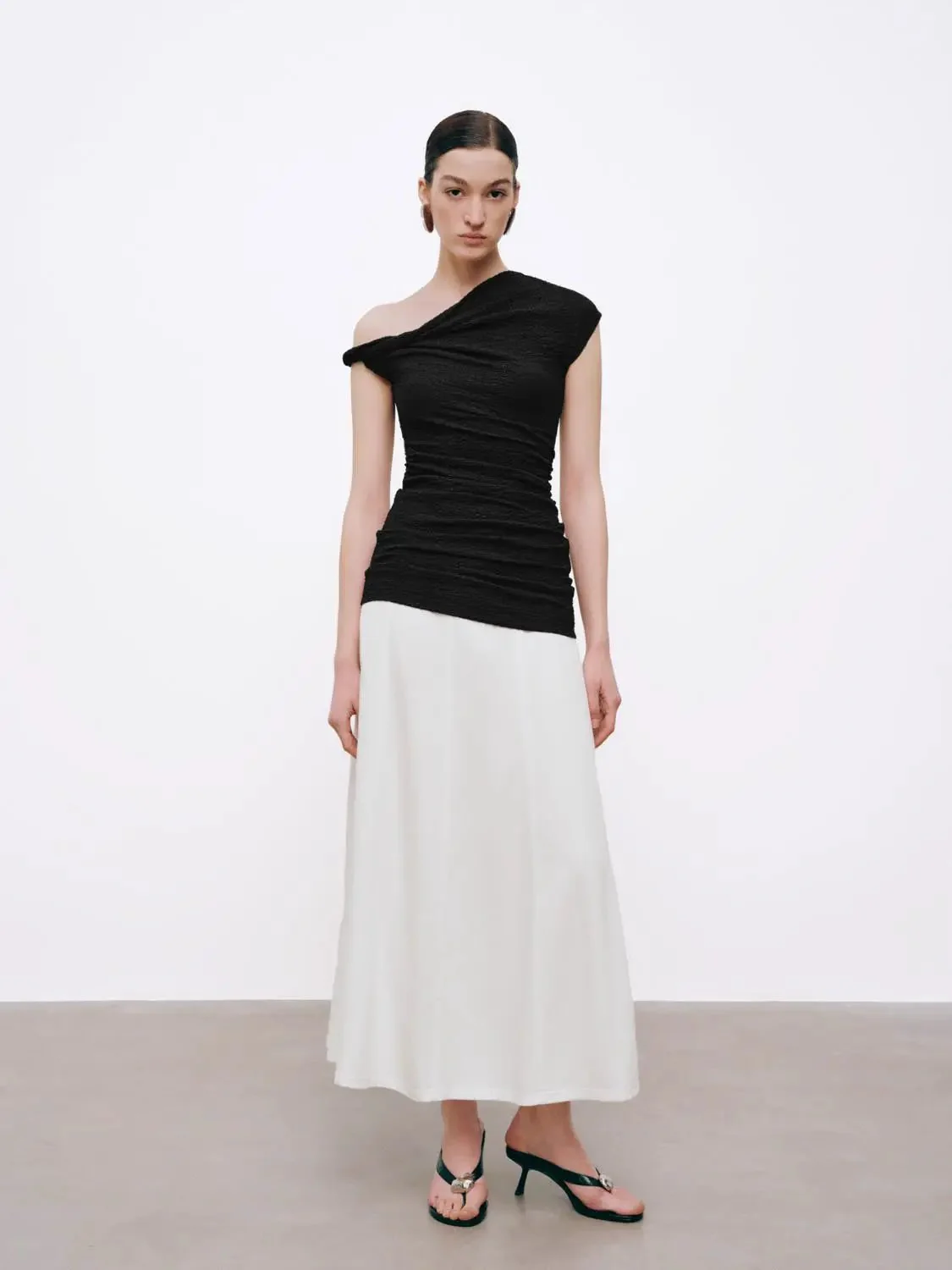 15179-asymmetric-one-shoulder-ruched-stretch-skinny-midi-dresses-12.webp Asymmetric One Shoulder Ruched Stretch Skinny Midi Dresses