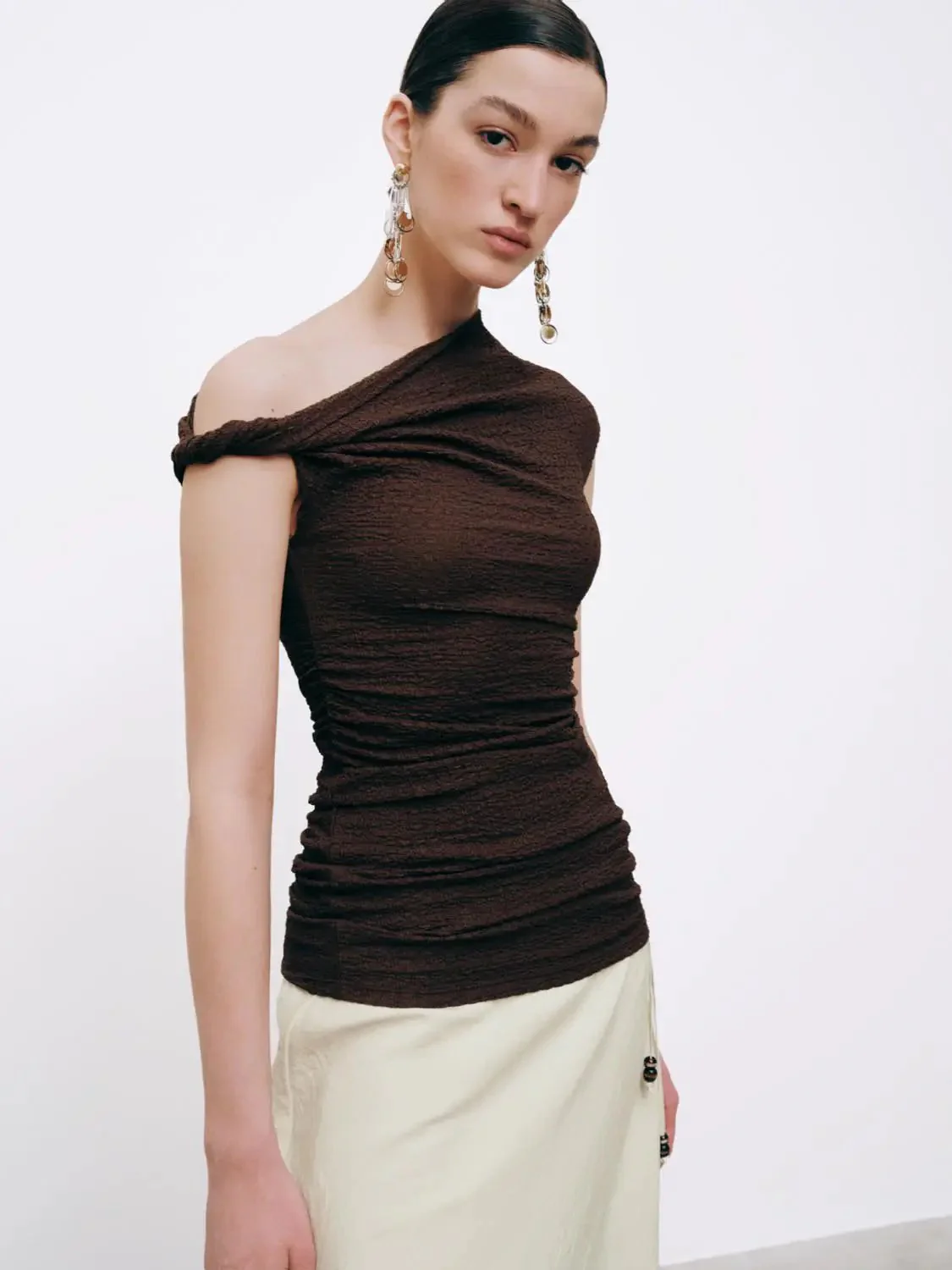 15179-asymmetric-one-shoulder-ruched-stretch-skinny-midi-dresses-2.webp Asymmetric One Shoulder Ruched Stretch Skinny Midi Dresses