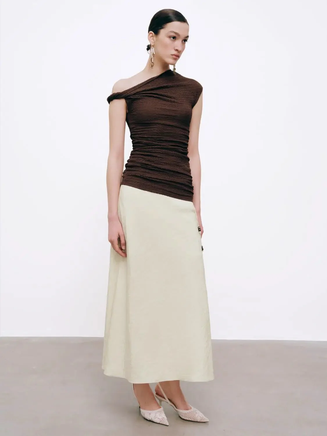 15179-asymmetric-one-shoulder-ruched-stretch-skinny-midi-dresses-5.webp Asymmetric One Shoulder Ruched Stretch Skinny Midi Dresses
