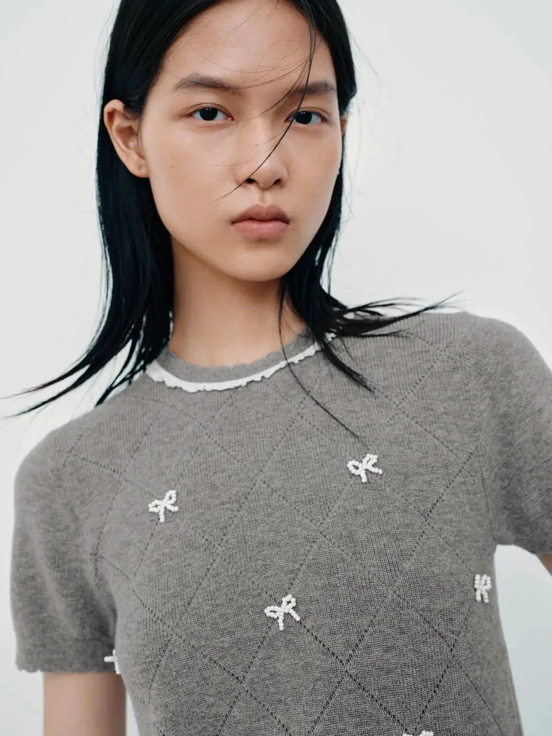 15198-bow-detail-check-knitted-t-shirts-11.webp Bow Detail Check Knitted T-Shirts