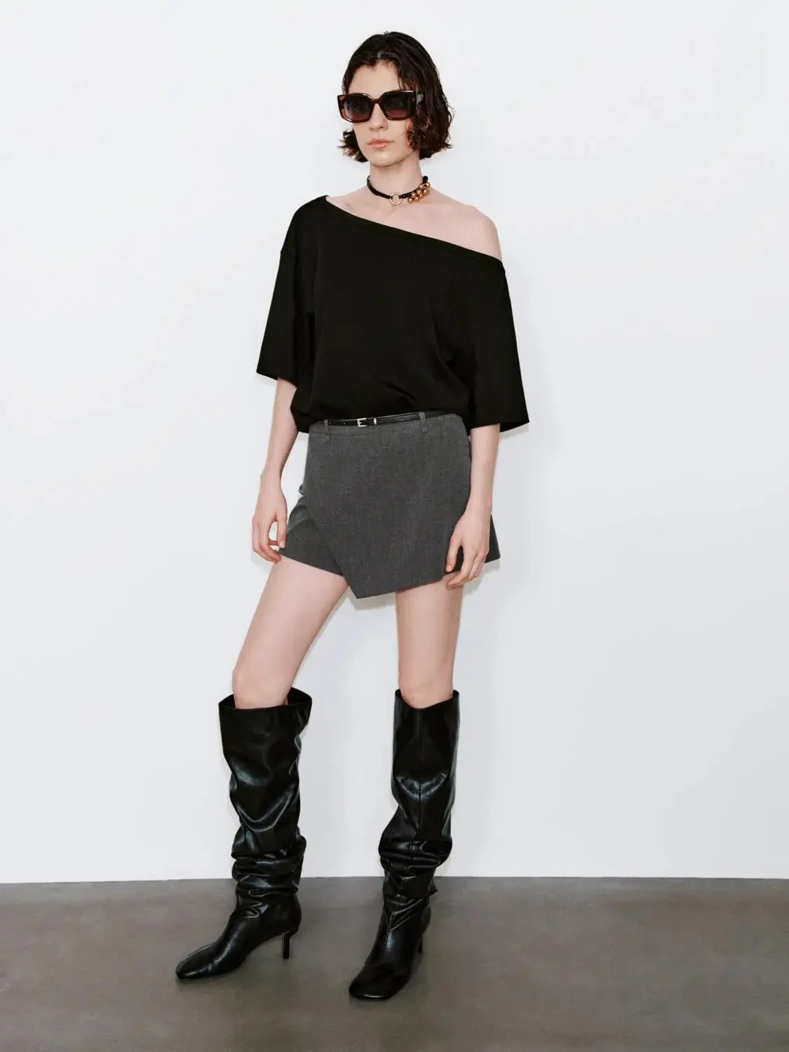 1521-belted-asymmetric-overlay-detail-mini-skorts-6.webp Belted Asymmetric Overlay Detail Mini Skorts