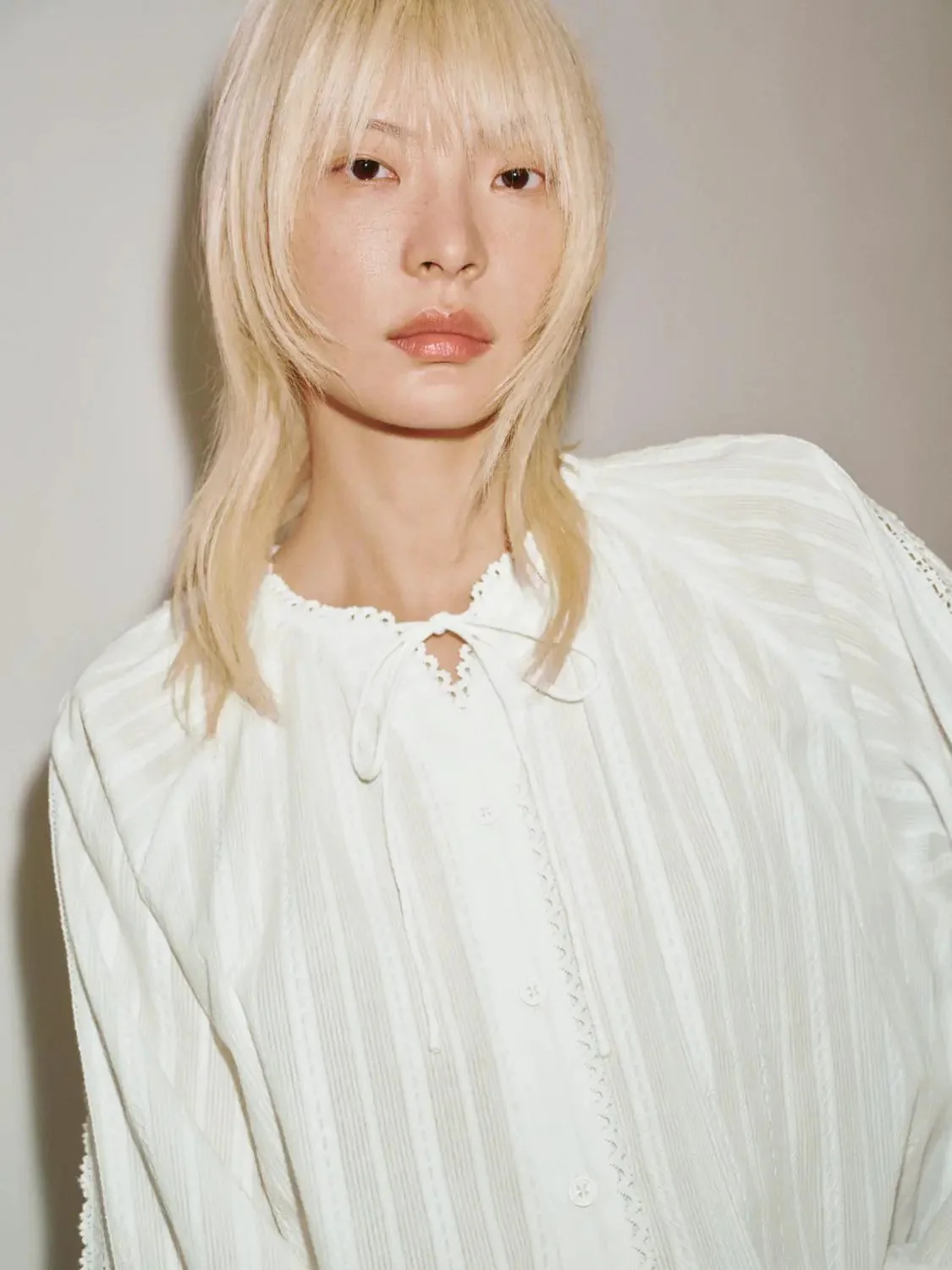 15272-guipure-lace-trim-string-detail-shirts-3.webp Guipure Lace Trim String Detail Shirts