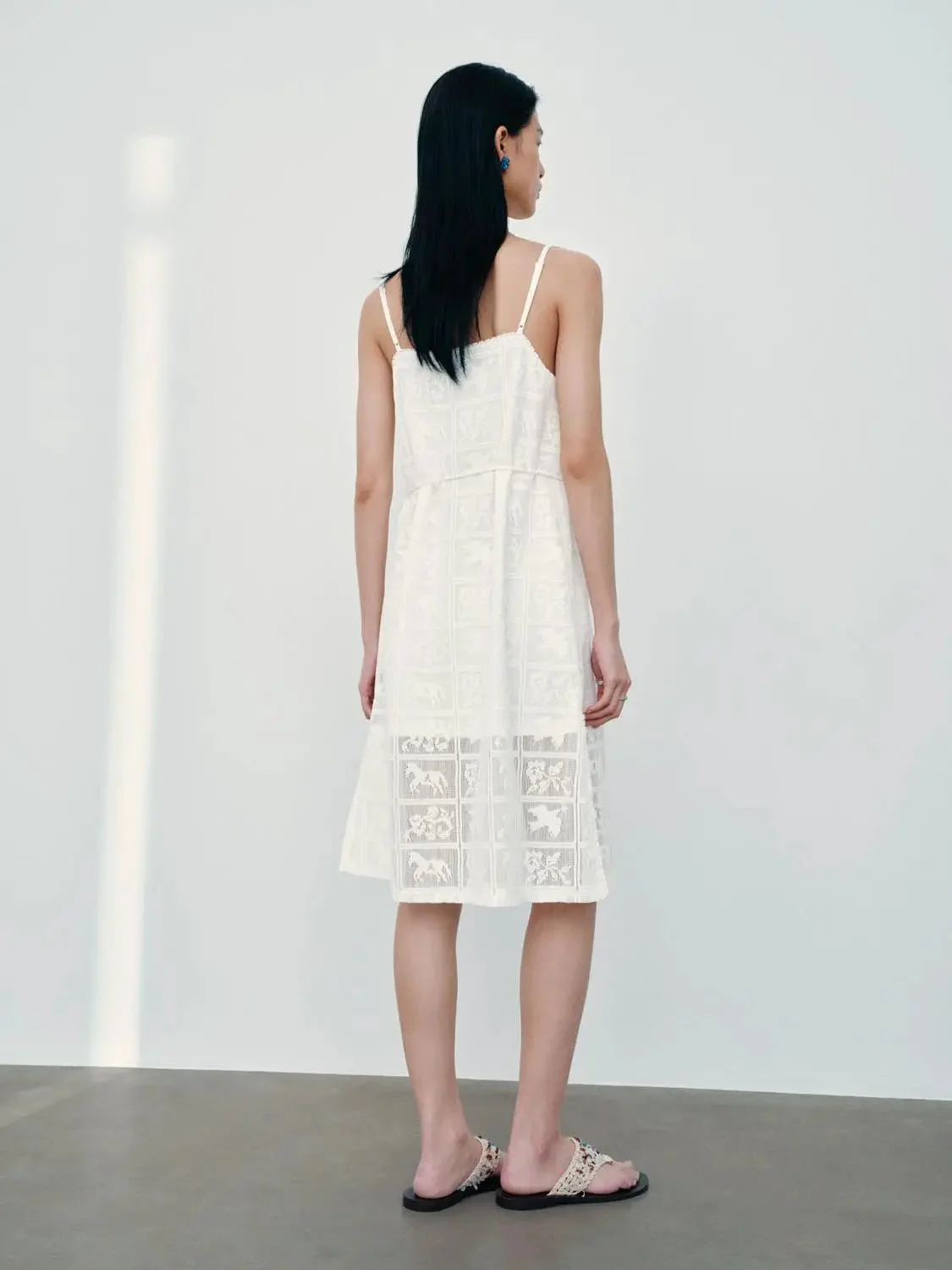15299-intarsia-white-strappy-lace-midi-dresses-6.webp Intarsia White Strappy Lace Midi Dresses