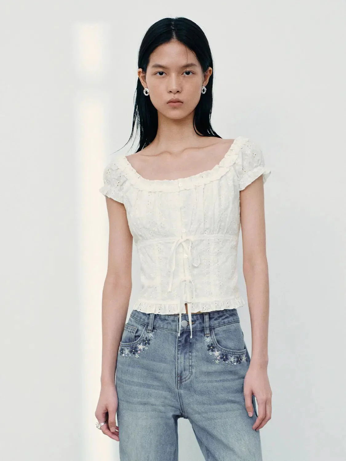 15305-square-neck-ruffle-trim-sleeveless-shirts-1.webp Square-Neck Ruffle Trim Sleeveless Shirts