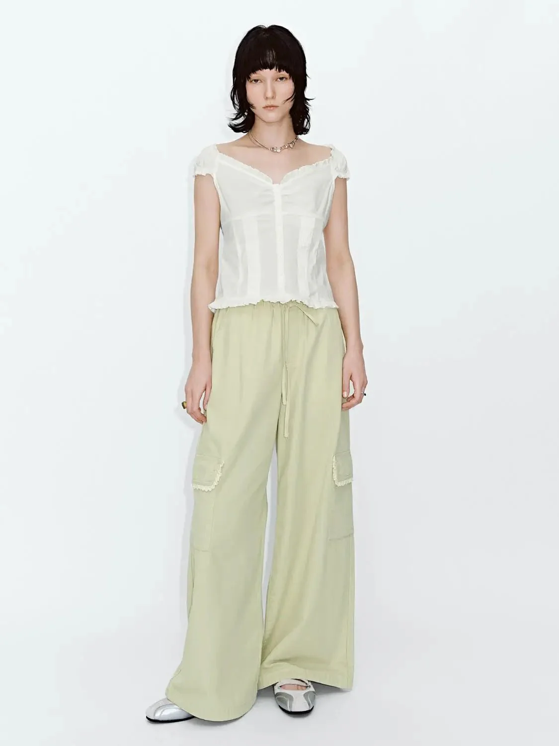 15356-v-neck-shirring-detail-ruffle-trim-short-sleeve-shirts-12.webp V-Neck Shirring Detail Ruffle Trim Short Sleeve Shirts