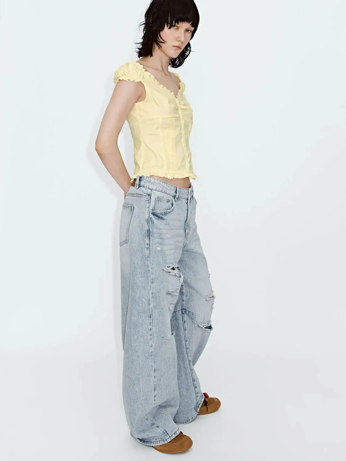 15356-v-neck-shirring-detail-ruffle-trim-short-sleeve-shirts-5.webp V-Neck Shirring Detail Ruffle Trim Short Sleeve Shirts